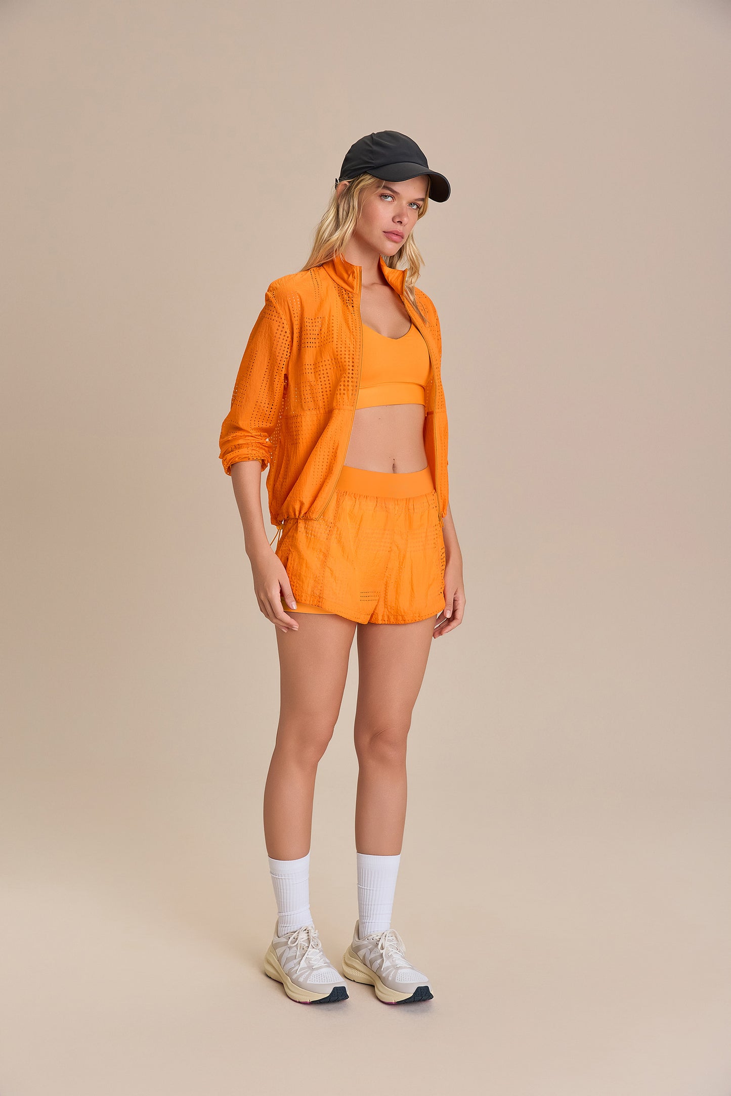Air Dot Shorts