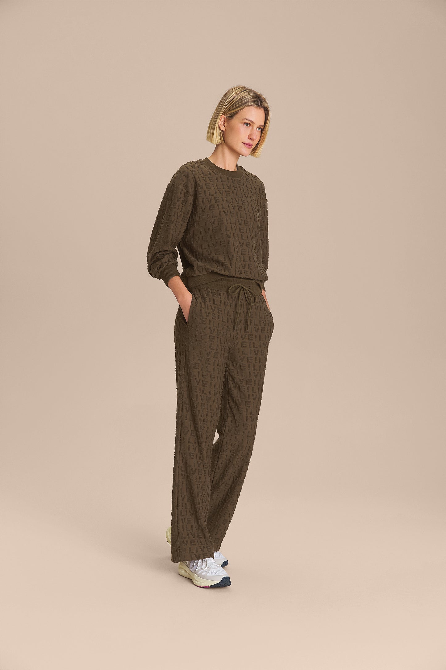 LIVE! Signature Jacquard Pullover