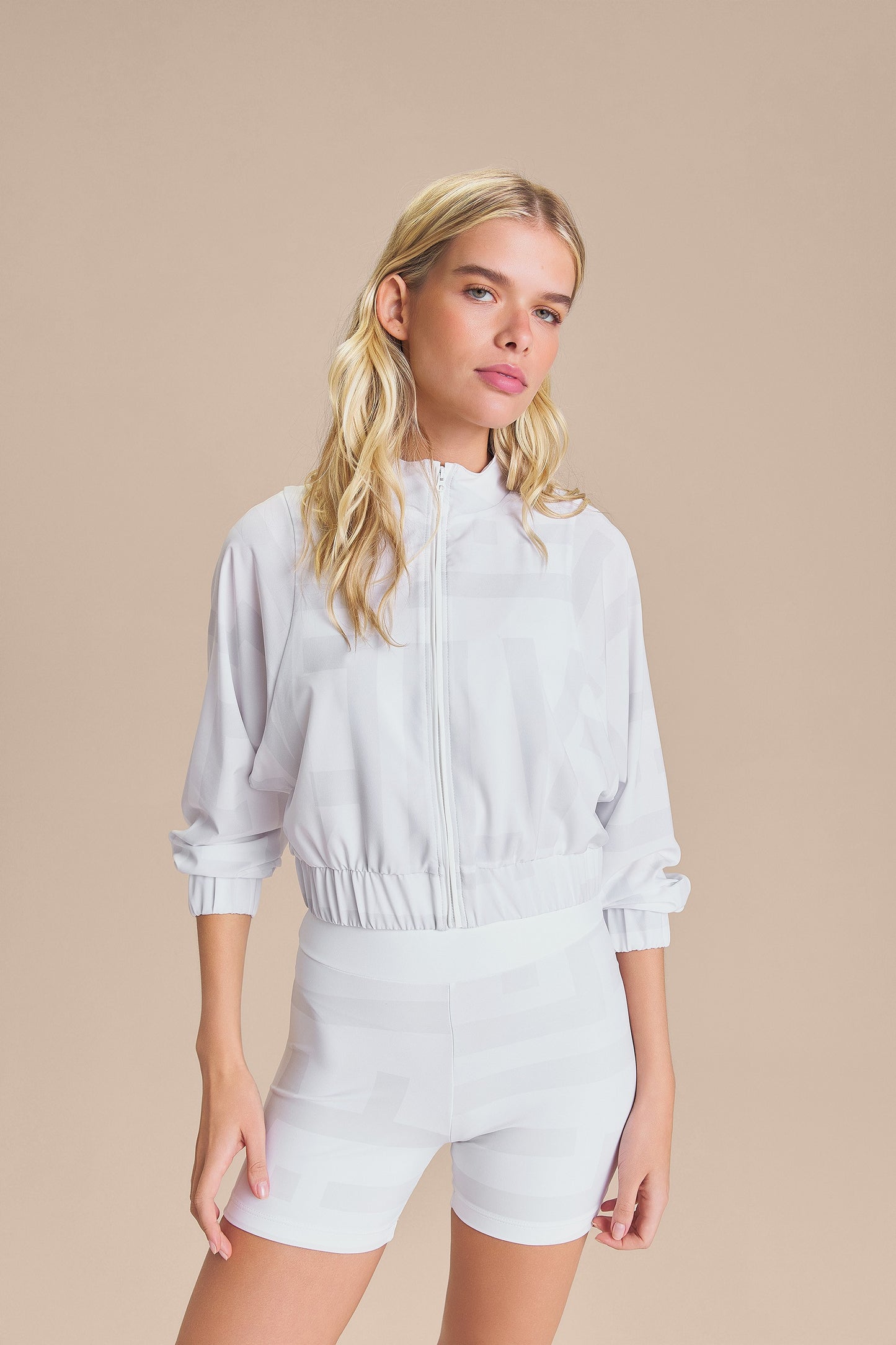 Maxi LIVE! Short