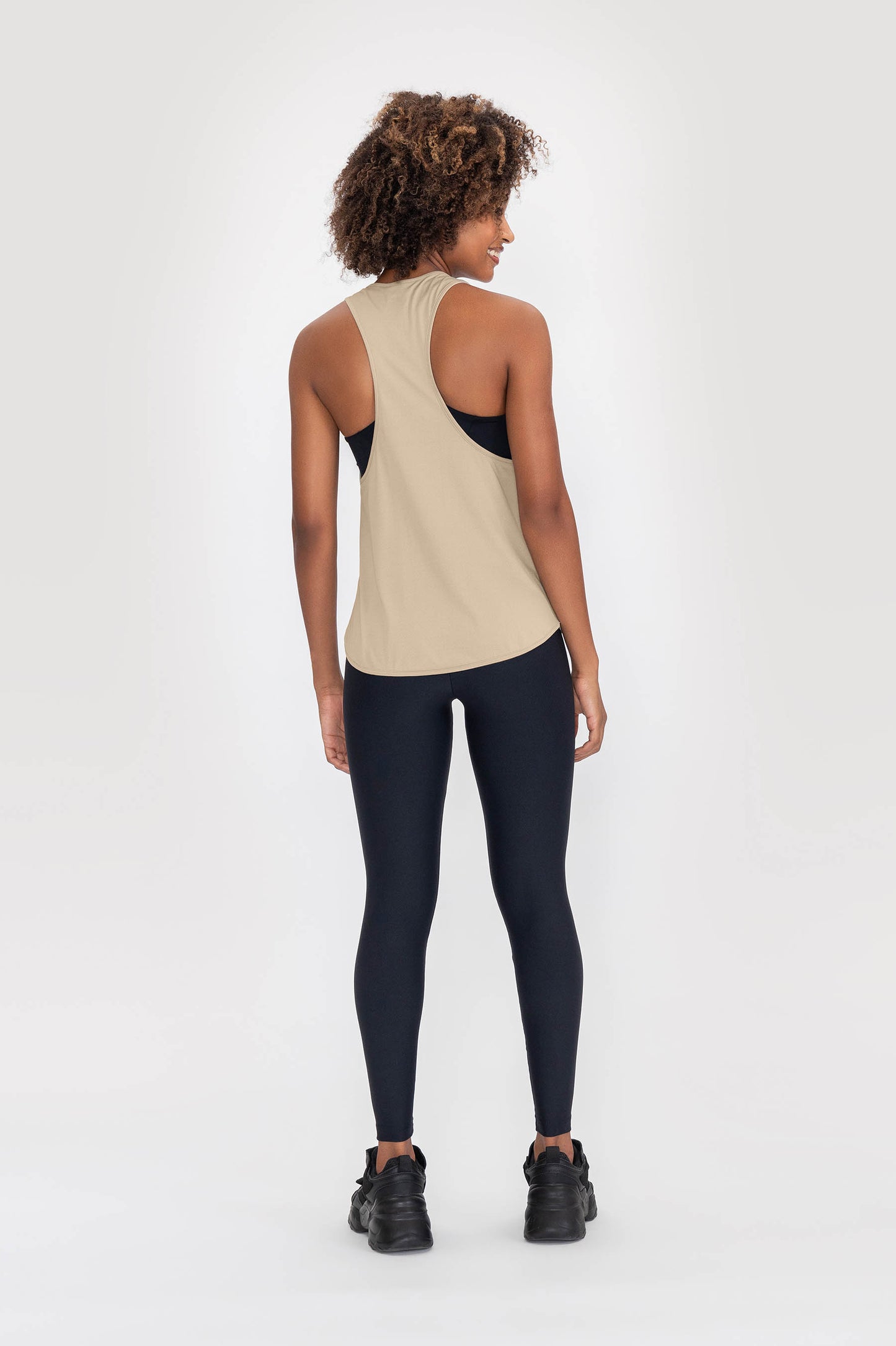 LIVE! Holographic Basic Tank