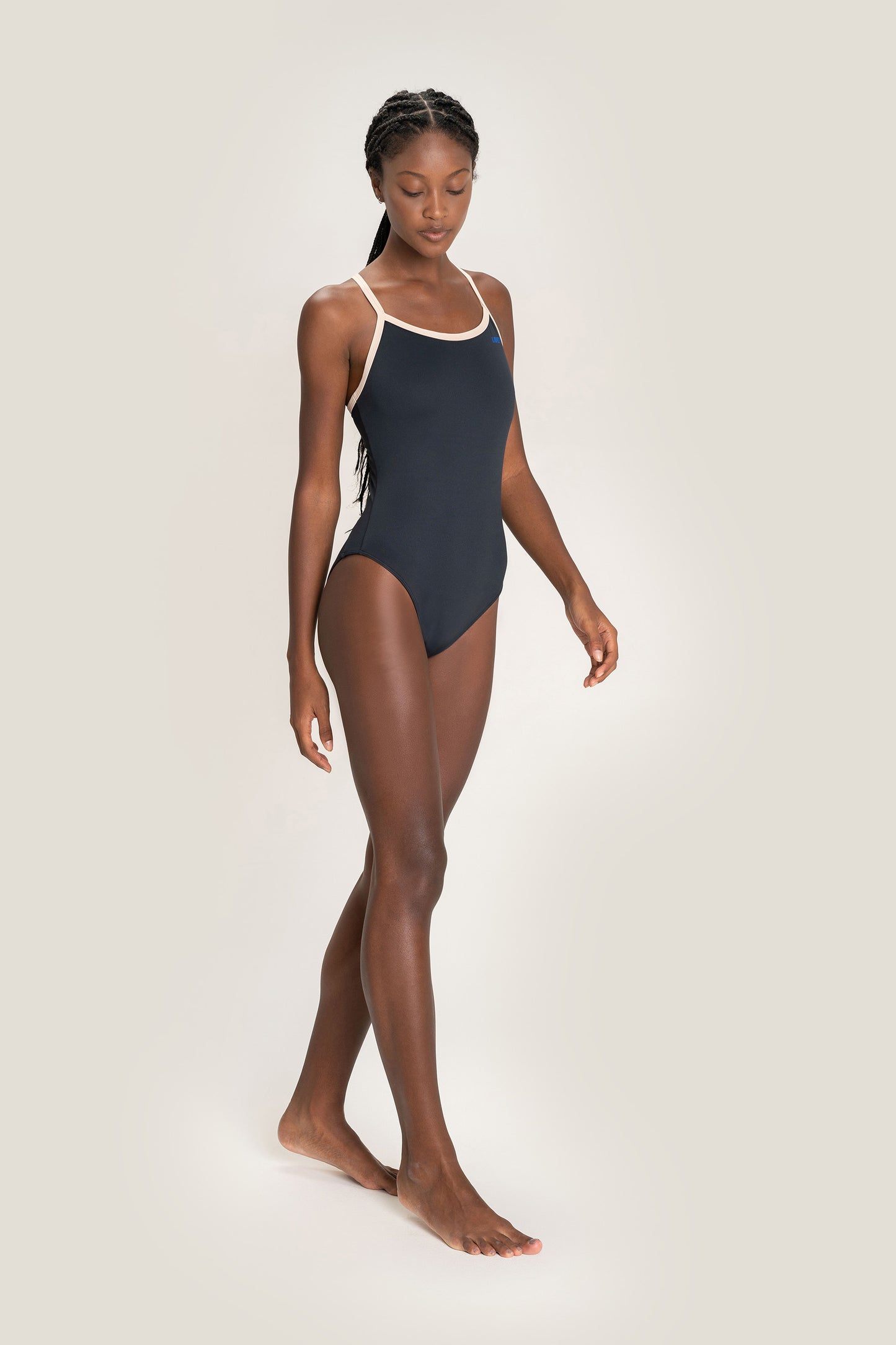 Paola Carrijo One Piece