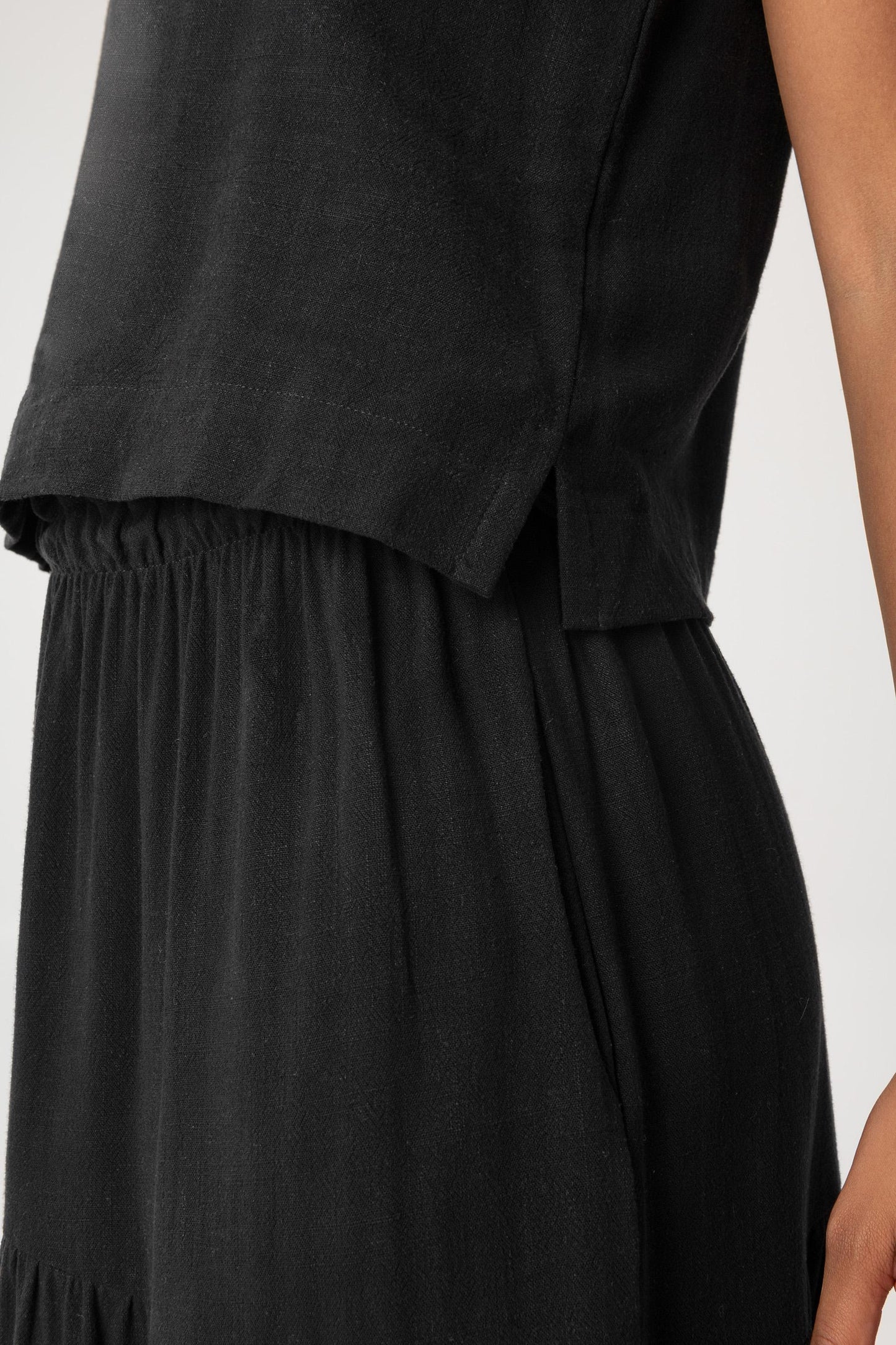 Sandy Cropped Tank
