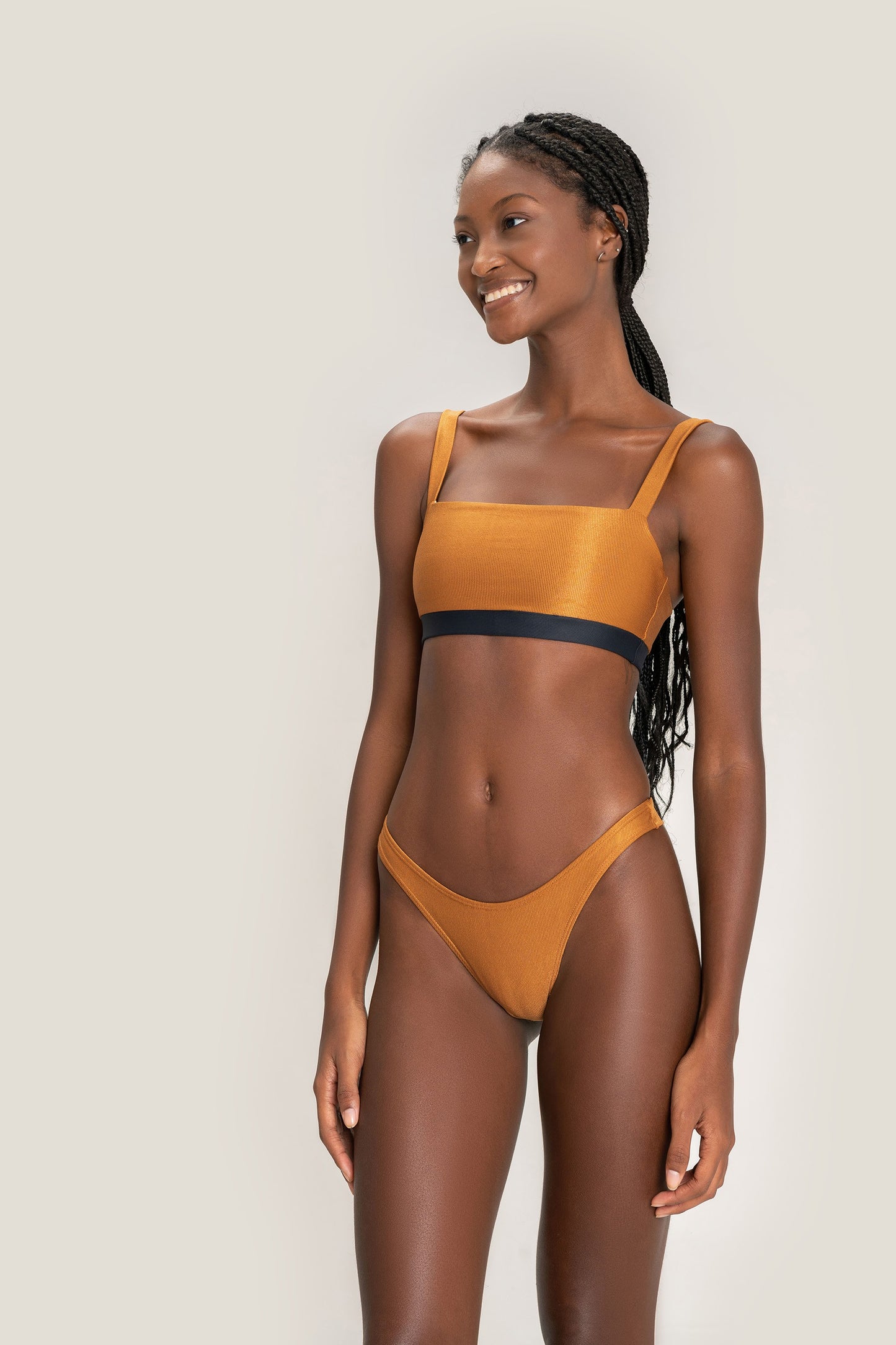 Allure Band Top