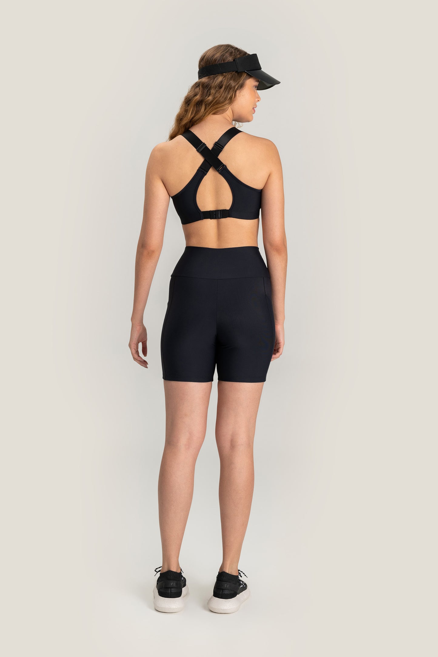 Essential Intense Slim Bermuda