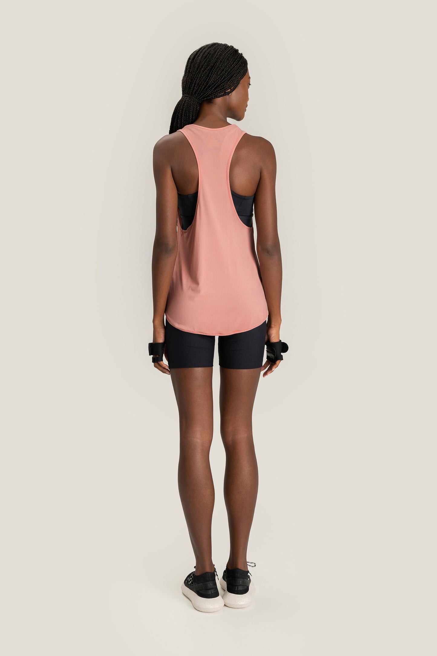 LIVE! Holographic Basic Tank