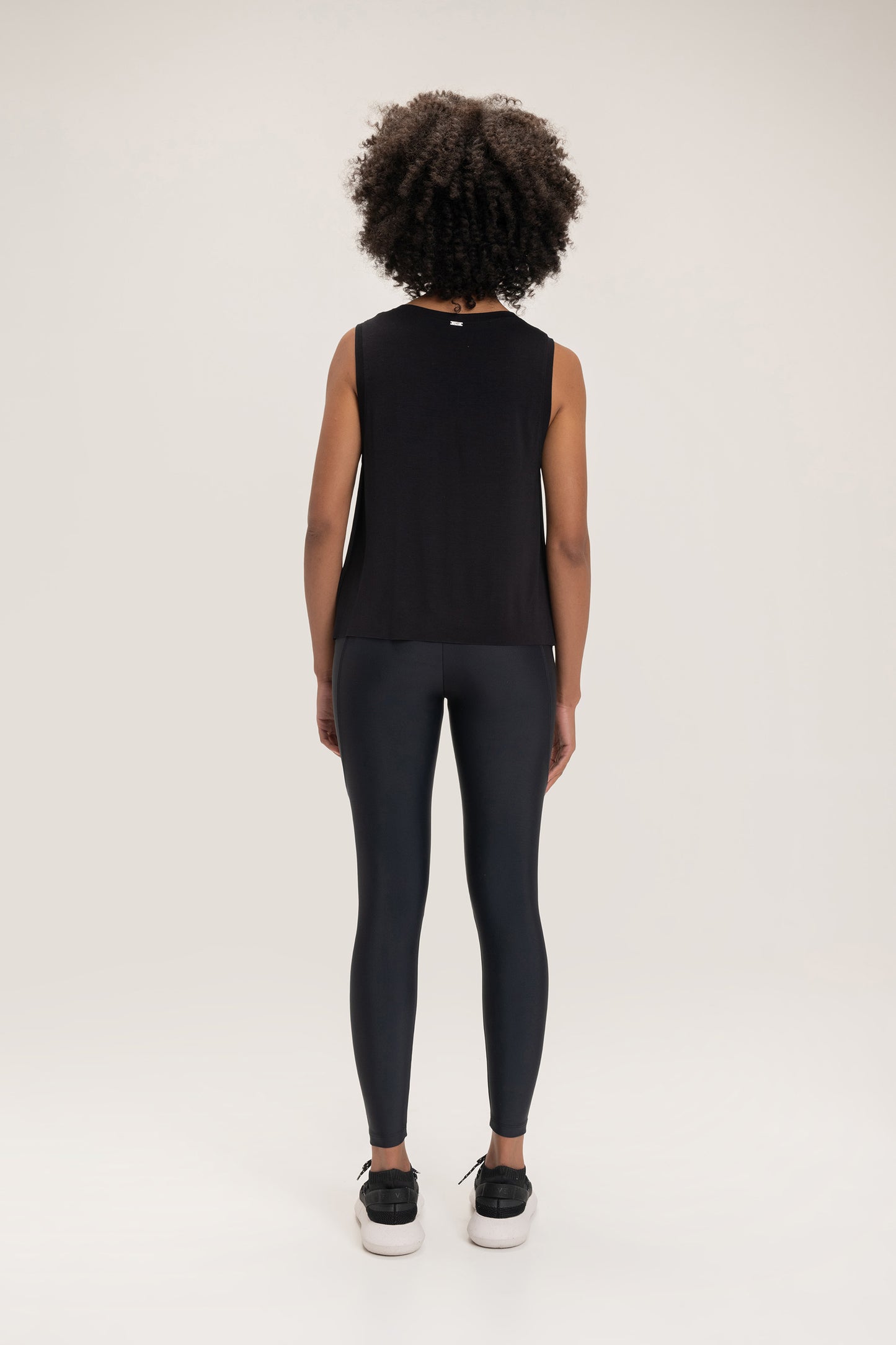 Balance Cropped Tank