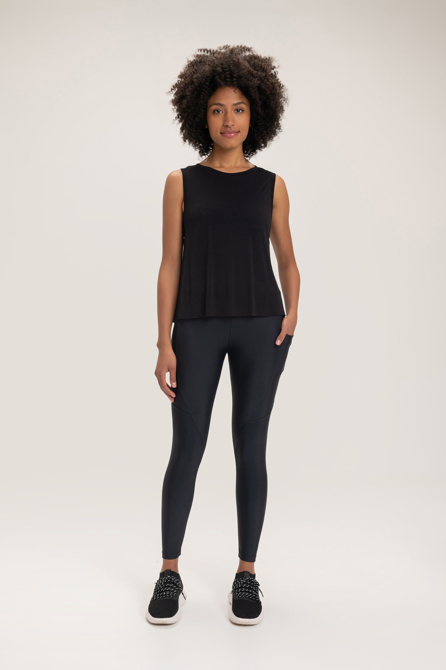 Balance Cropped Tank