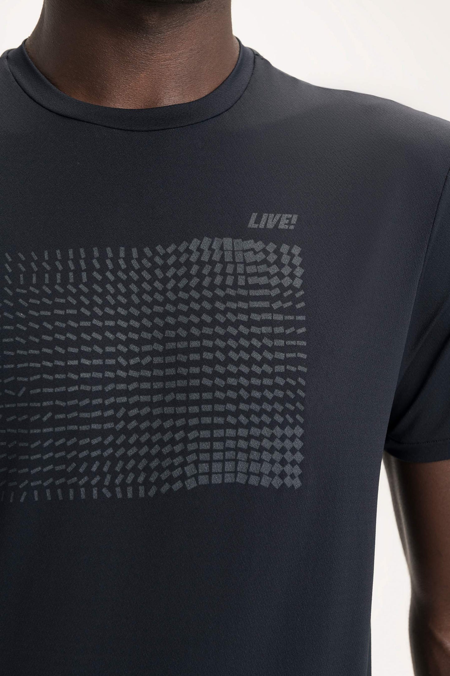 Men Moving Fit T-Shirt