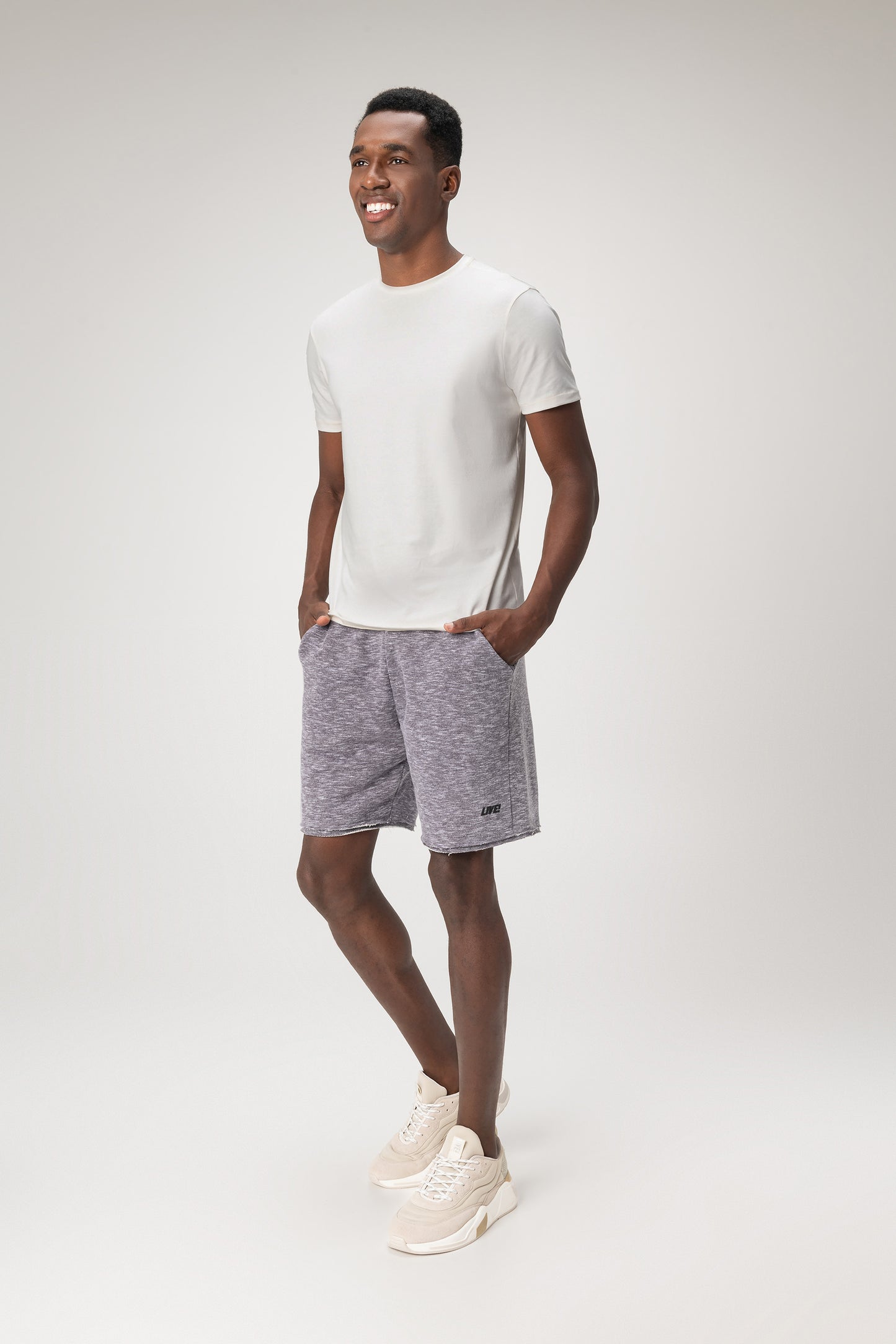 Essential Liveliness Bermuda