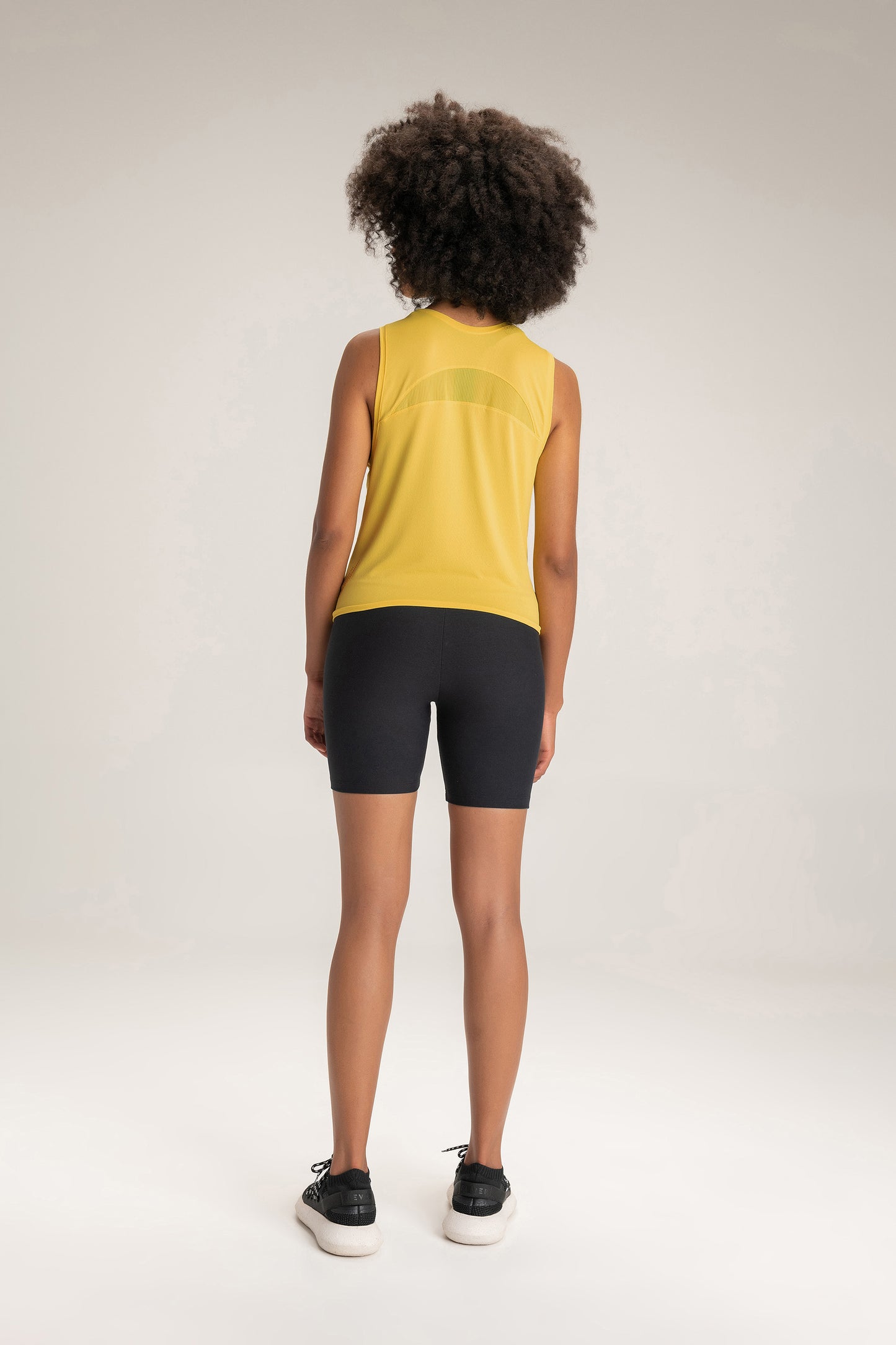 Move Cropped Tank