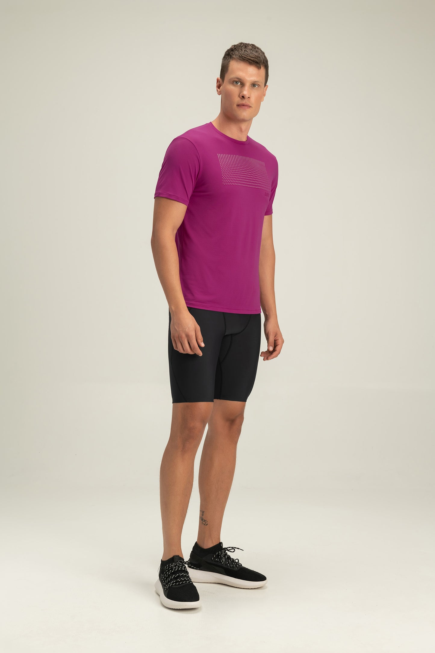 Signature Fit T-Shirt