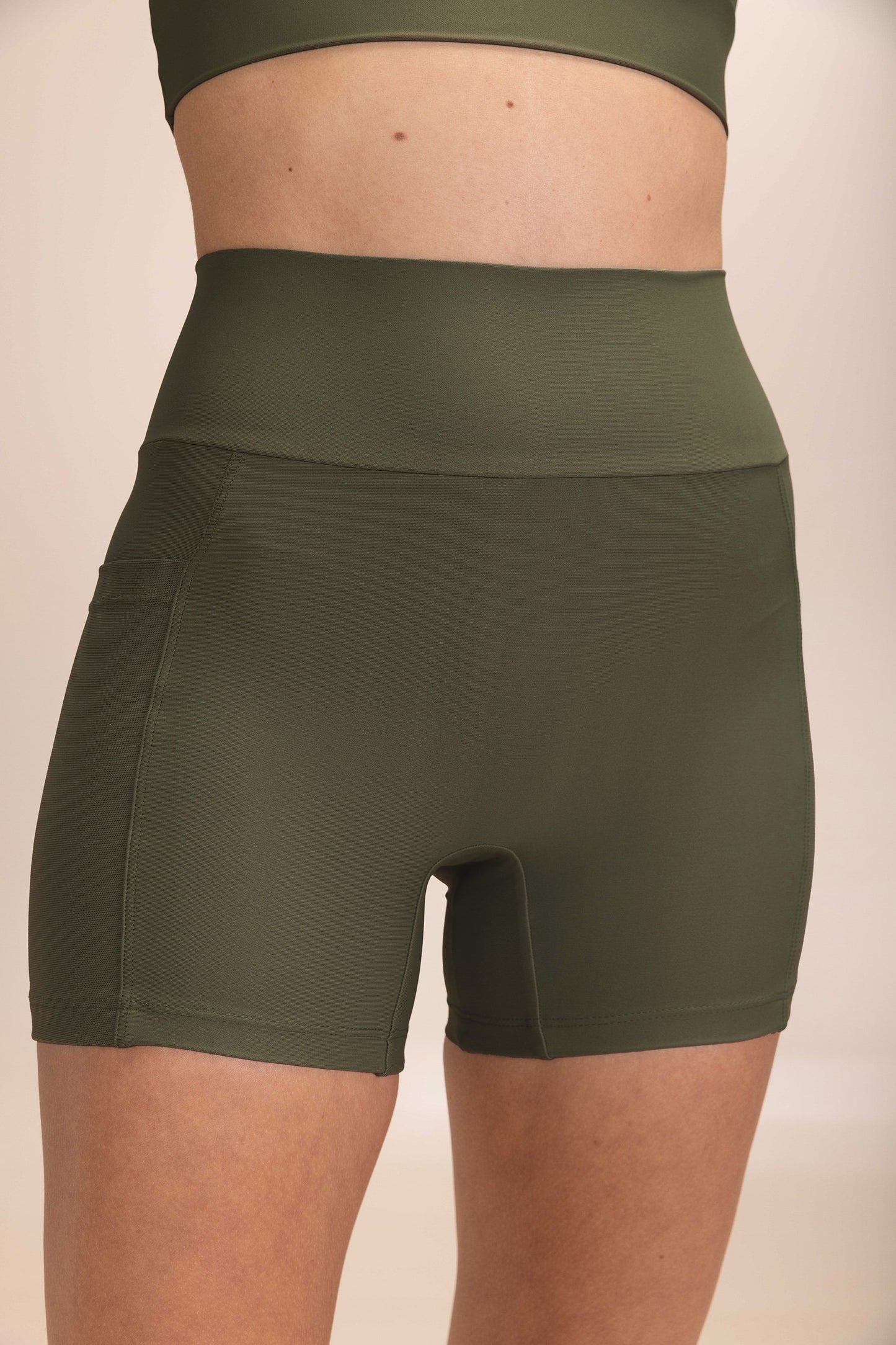 Hydefit® Adaptiv Tule Shorts
