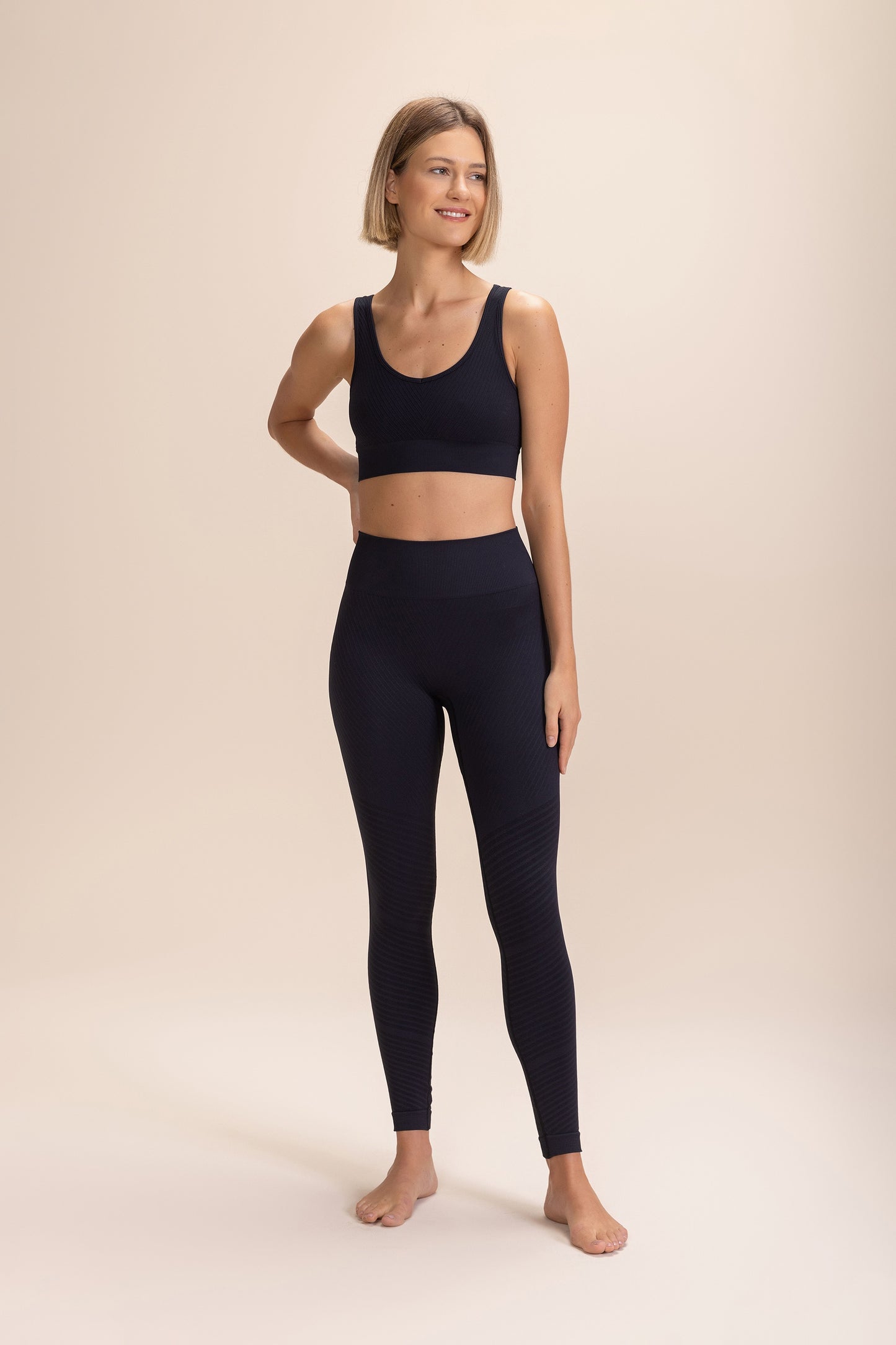 Stripe Seamless Stirrup Leggings