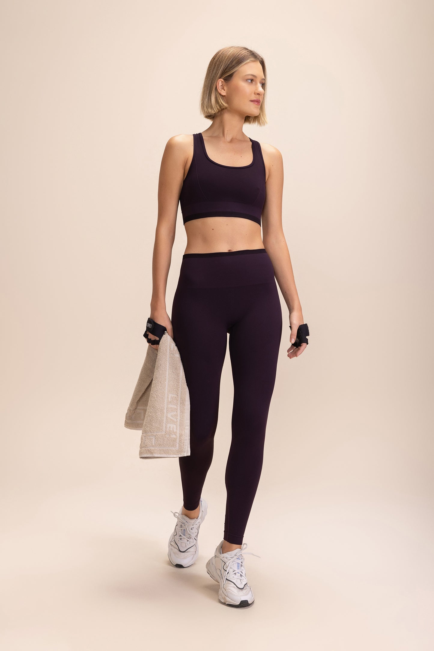 Seamless Contour Leggings