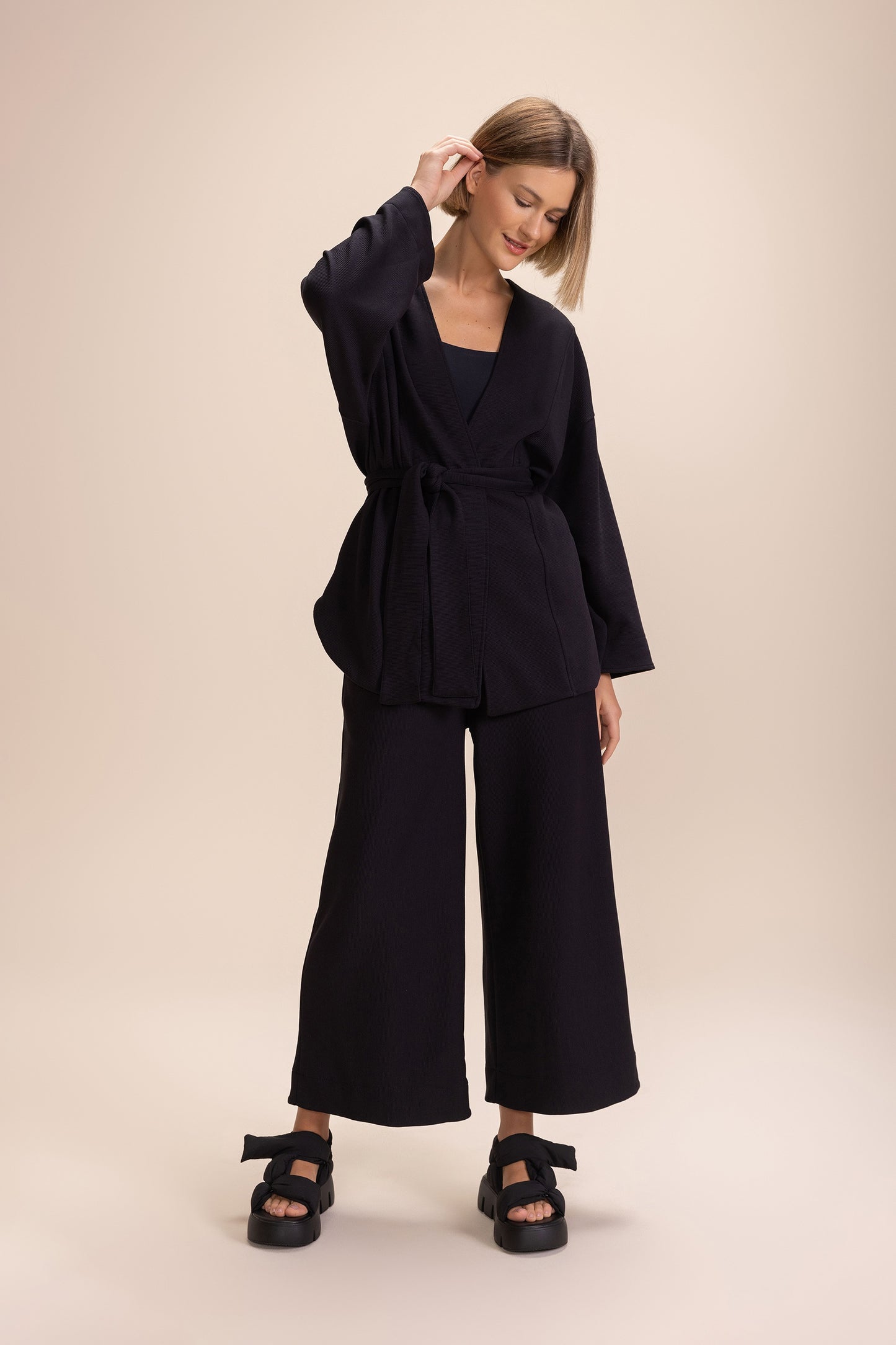 Sleek Pants