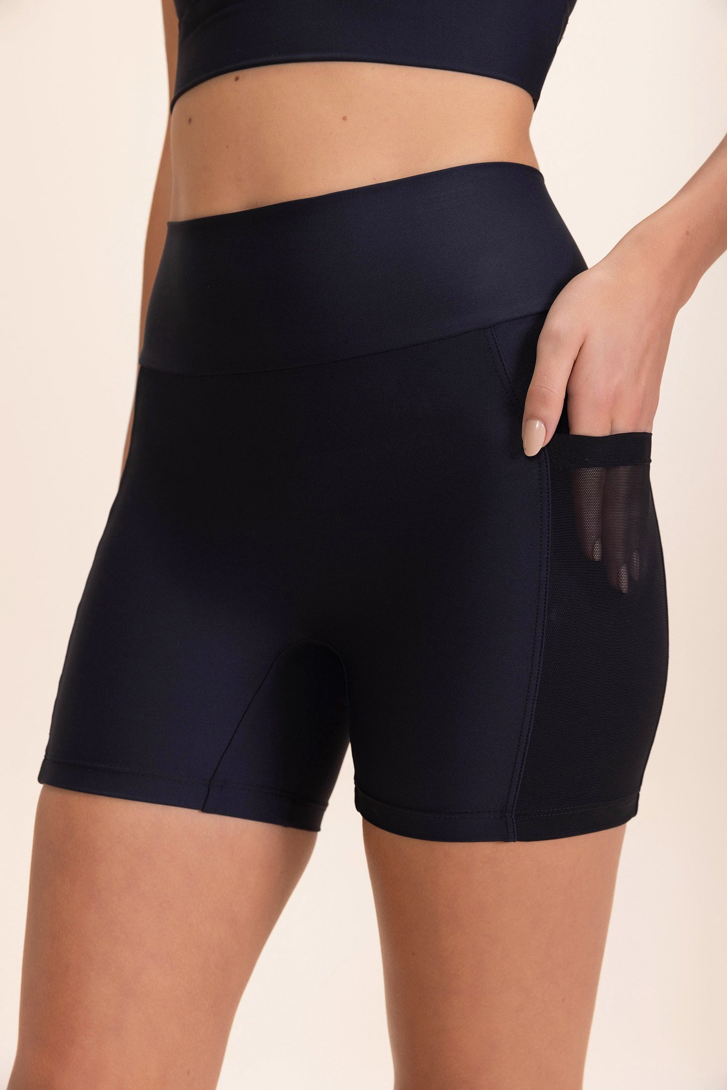 Hydefit® Adaptiv Tule Shorts
