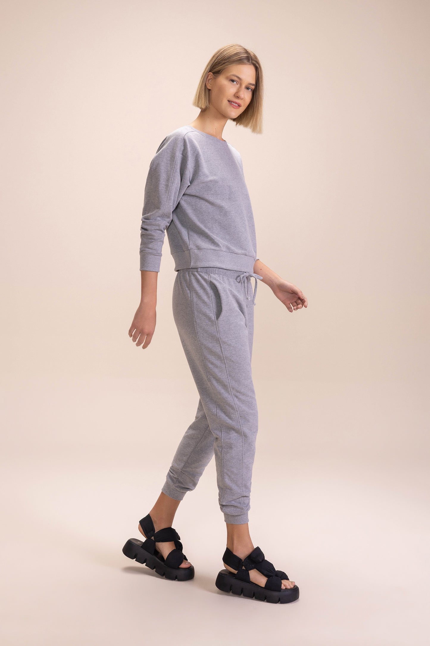 Everyday Jog Sweatshirt