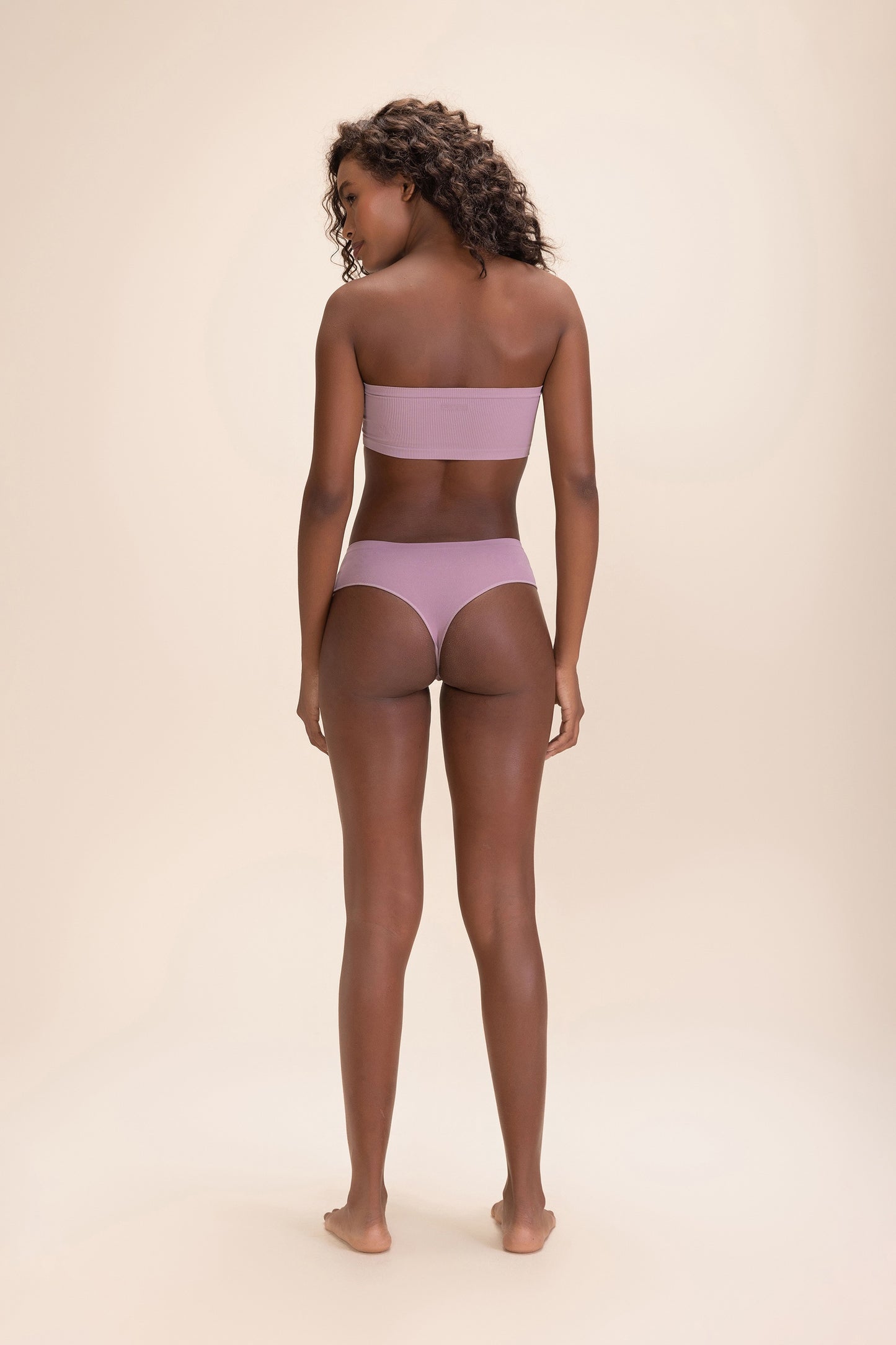 Seamless Mid Thong