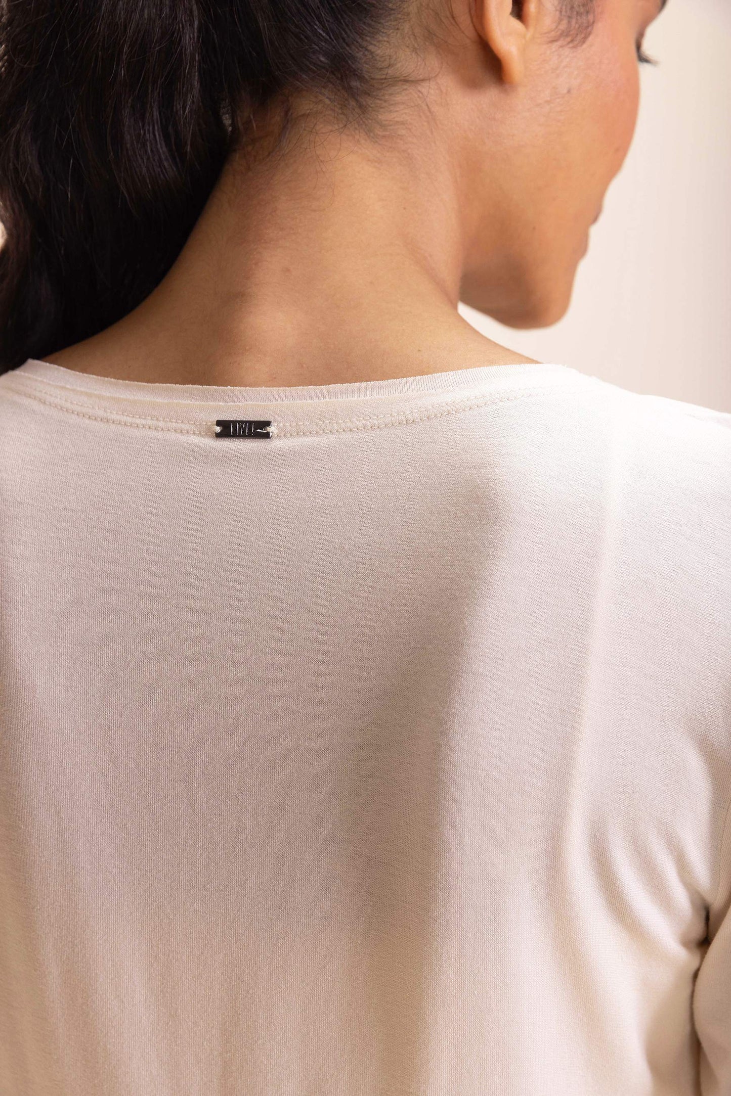 ML Flow Long Sleeve Cropped T-Shirt