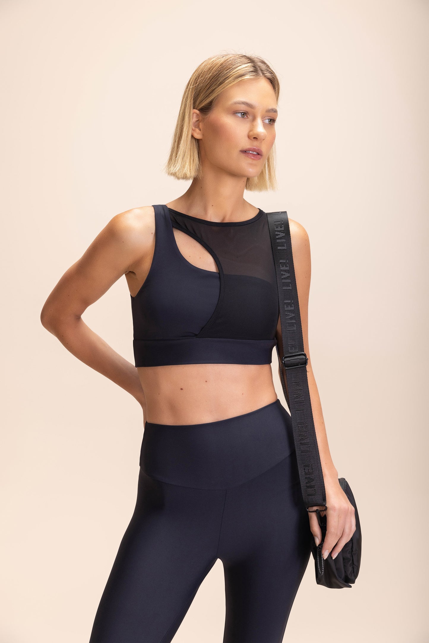TOP CURVE HYDEFIT ADAPTIV NOIR BLACK