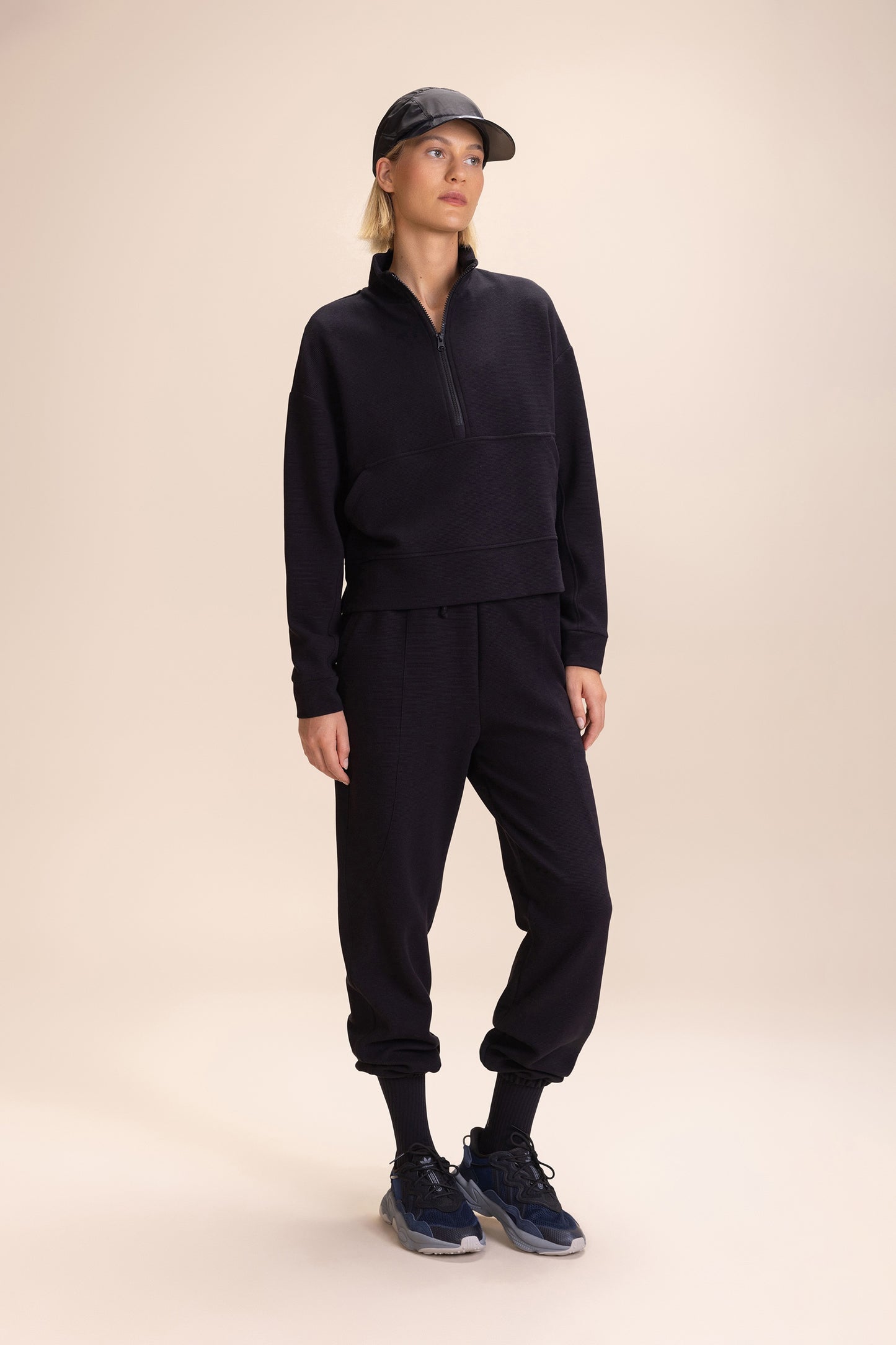 Sleek Pants