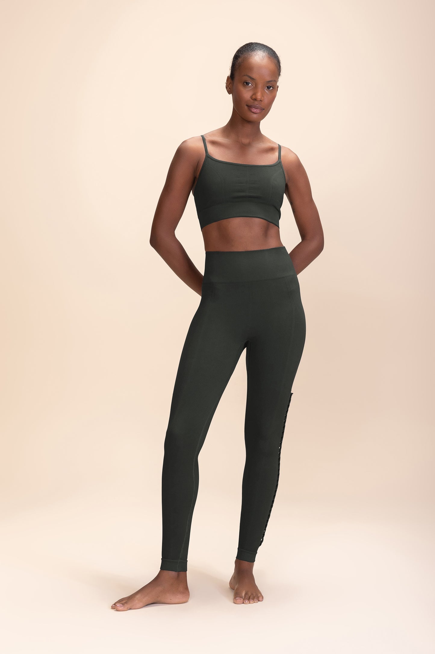 Explore Seamless Leggings