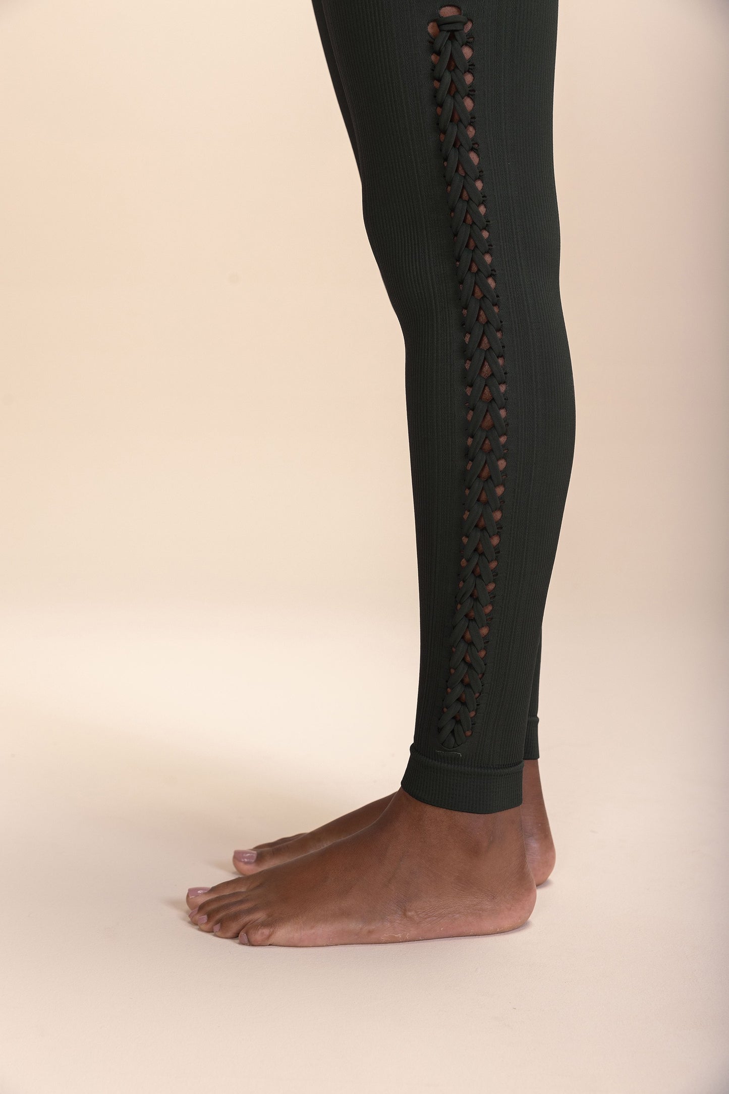 Explore Seamless Leggings