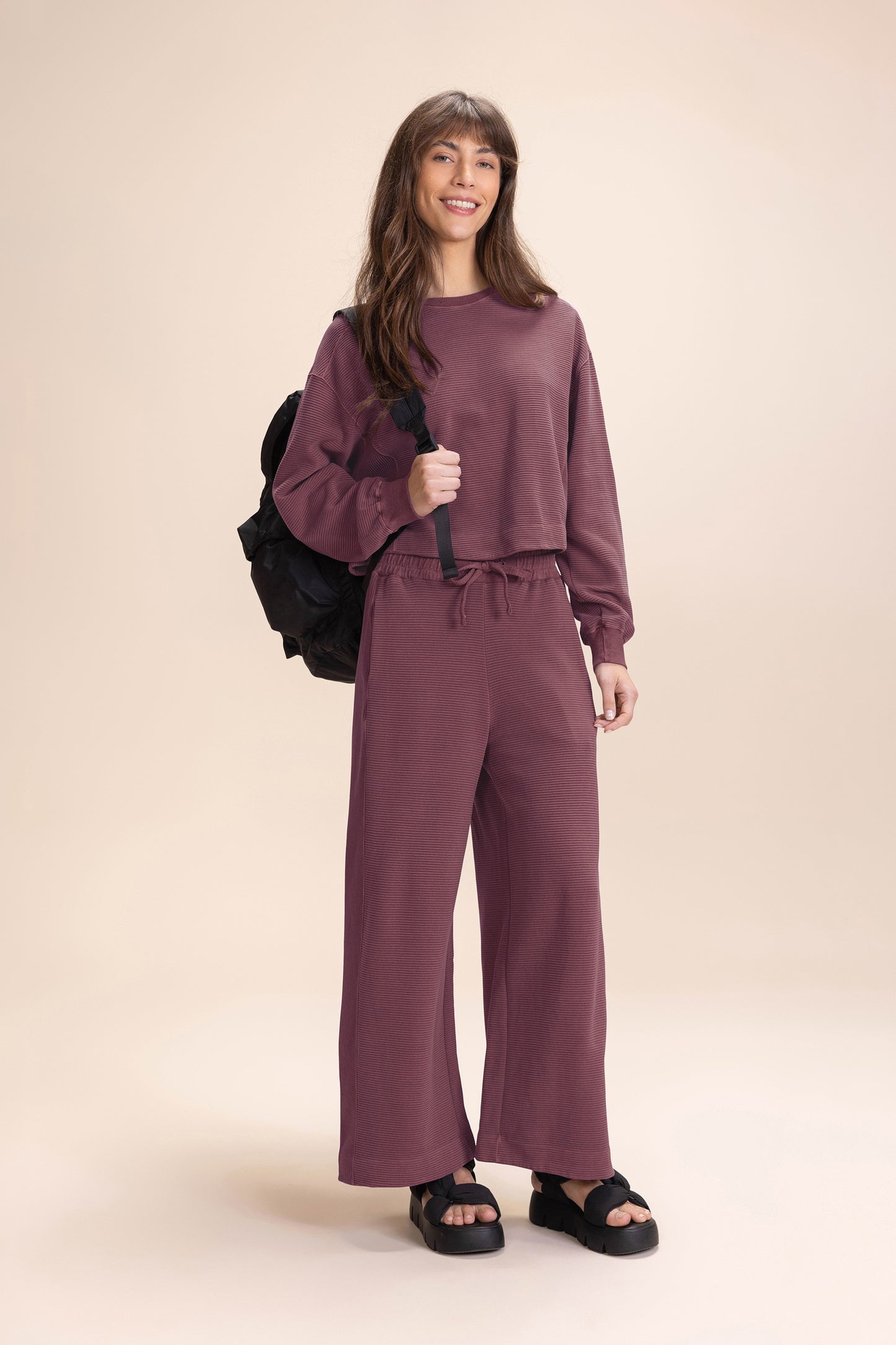 Ribbed Washed Crop Pants