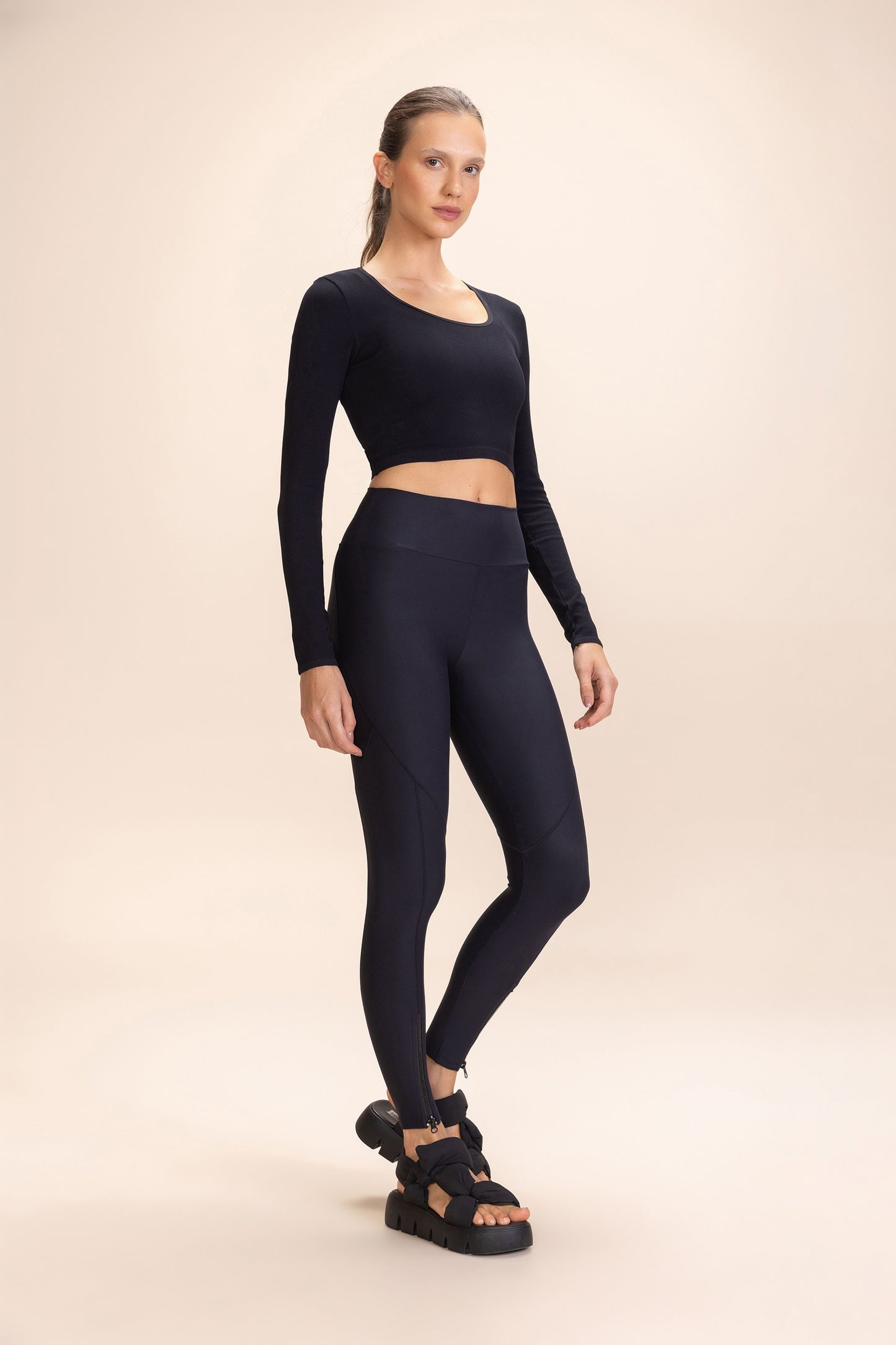 Seamless Long Sleeve Crop T-Shirt