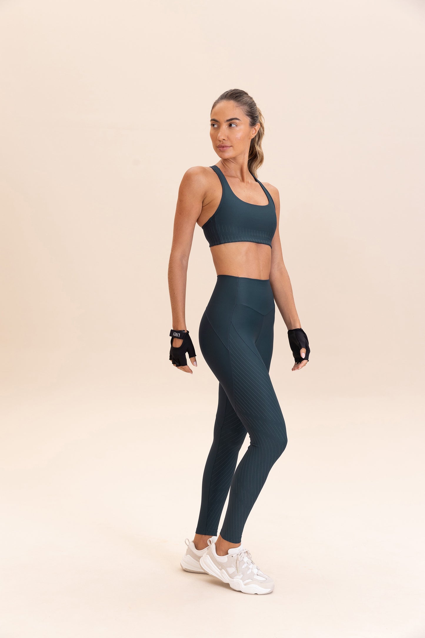 Fast Allure Mat Leggings