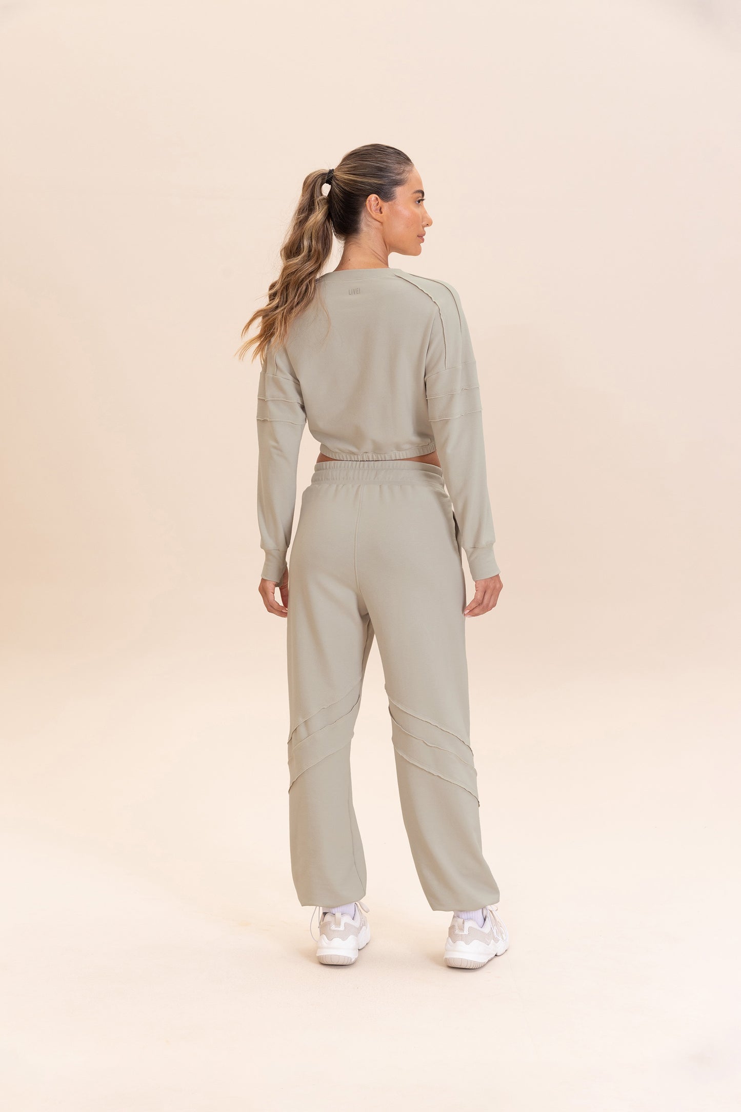 Cropped Cut Jog Sweatshirt