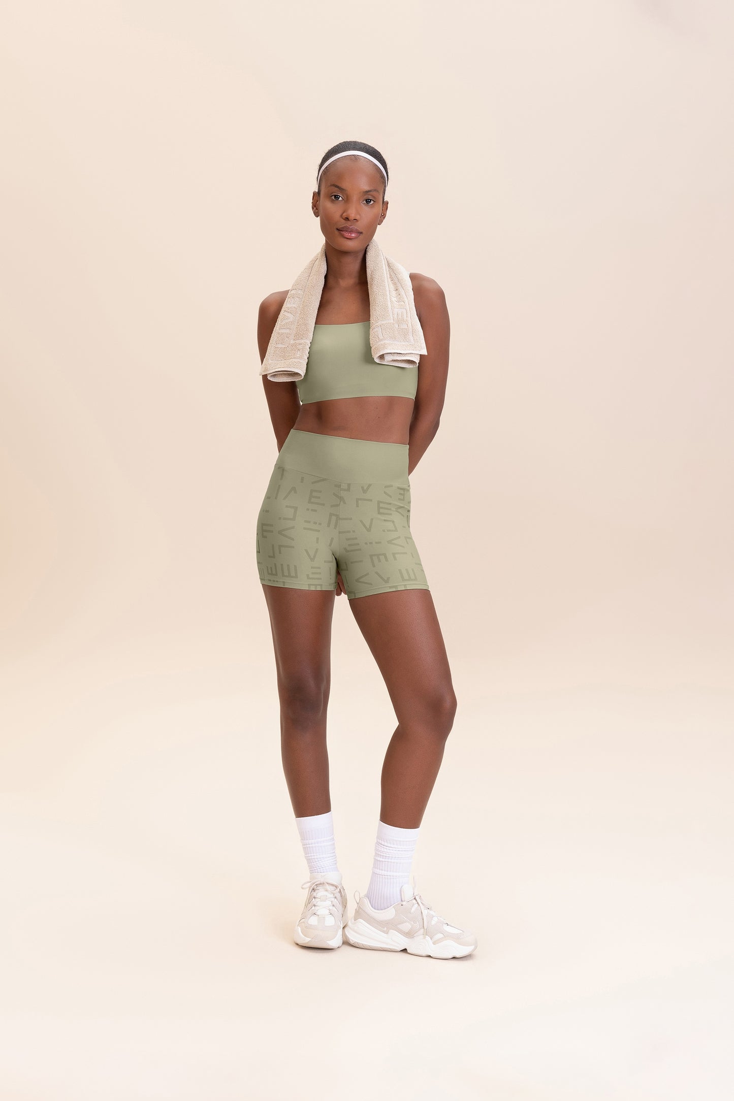 Wide Sports Bra
