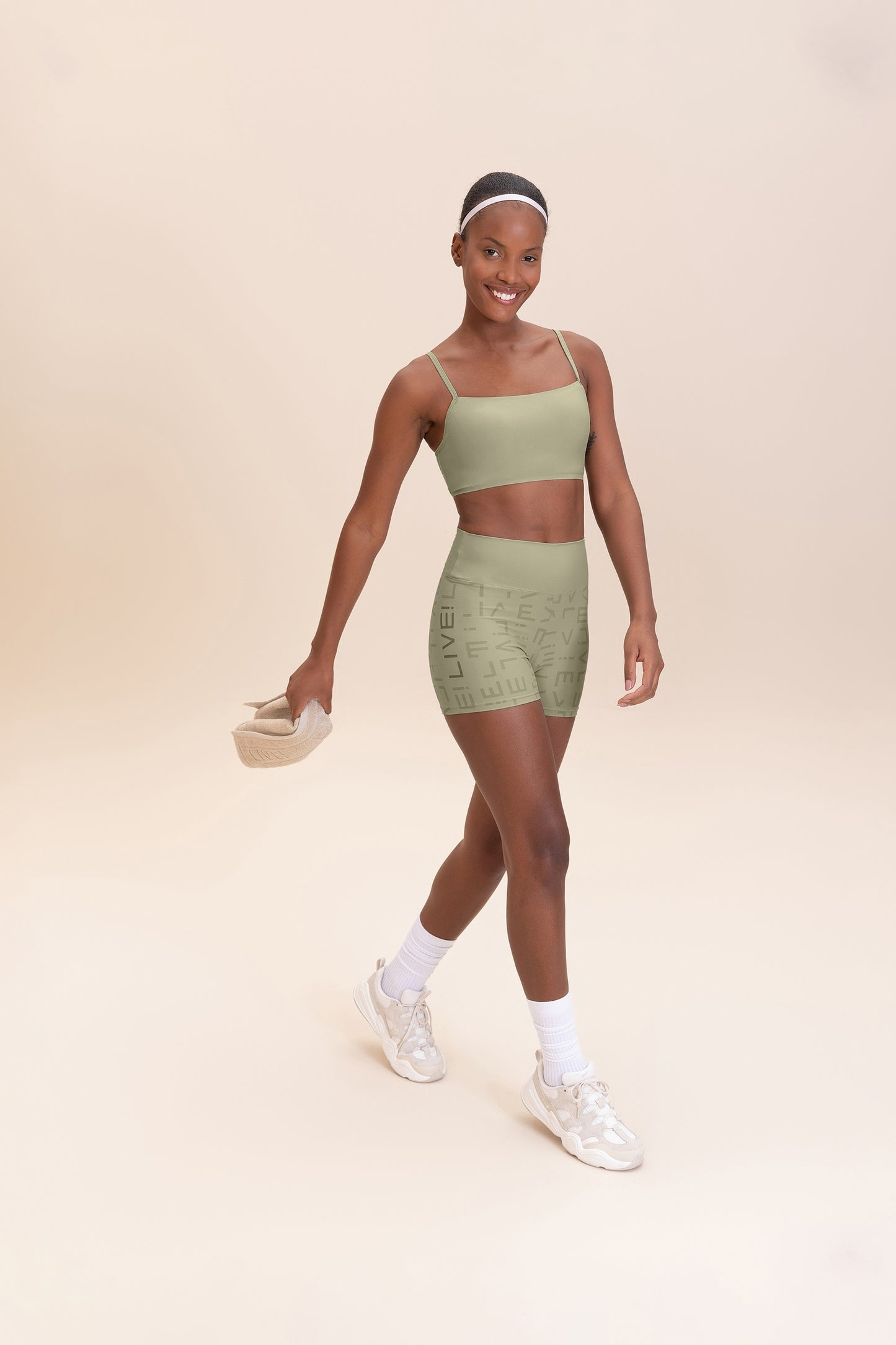 Wide Sports Bra