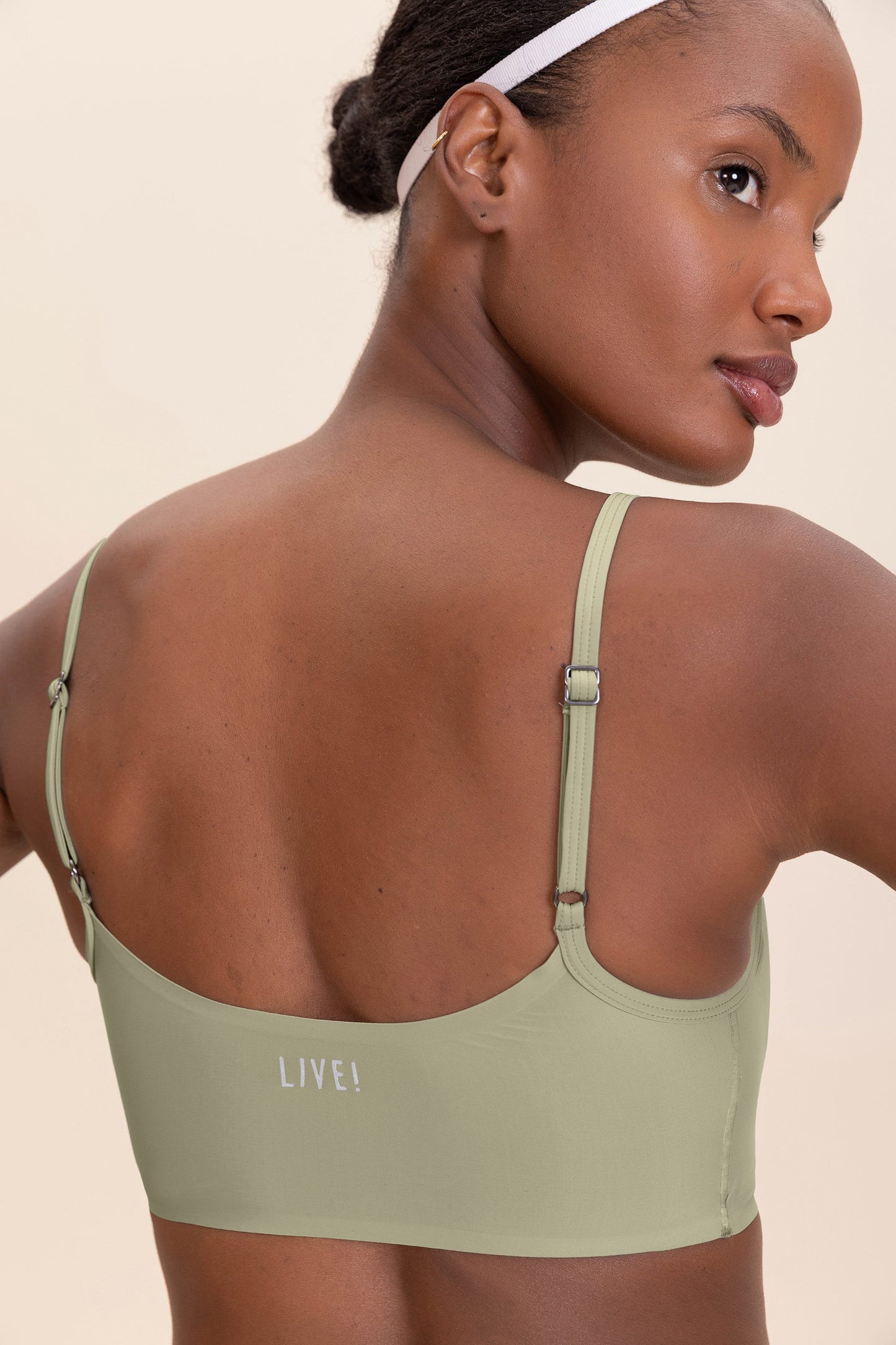 Wide Sports Bra
