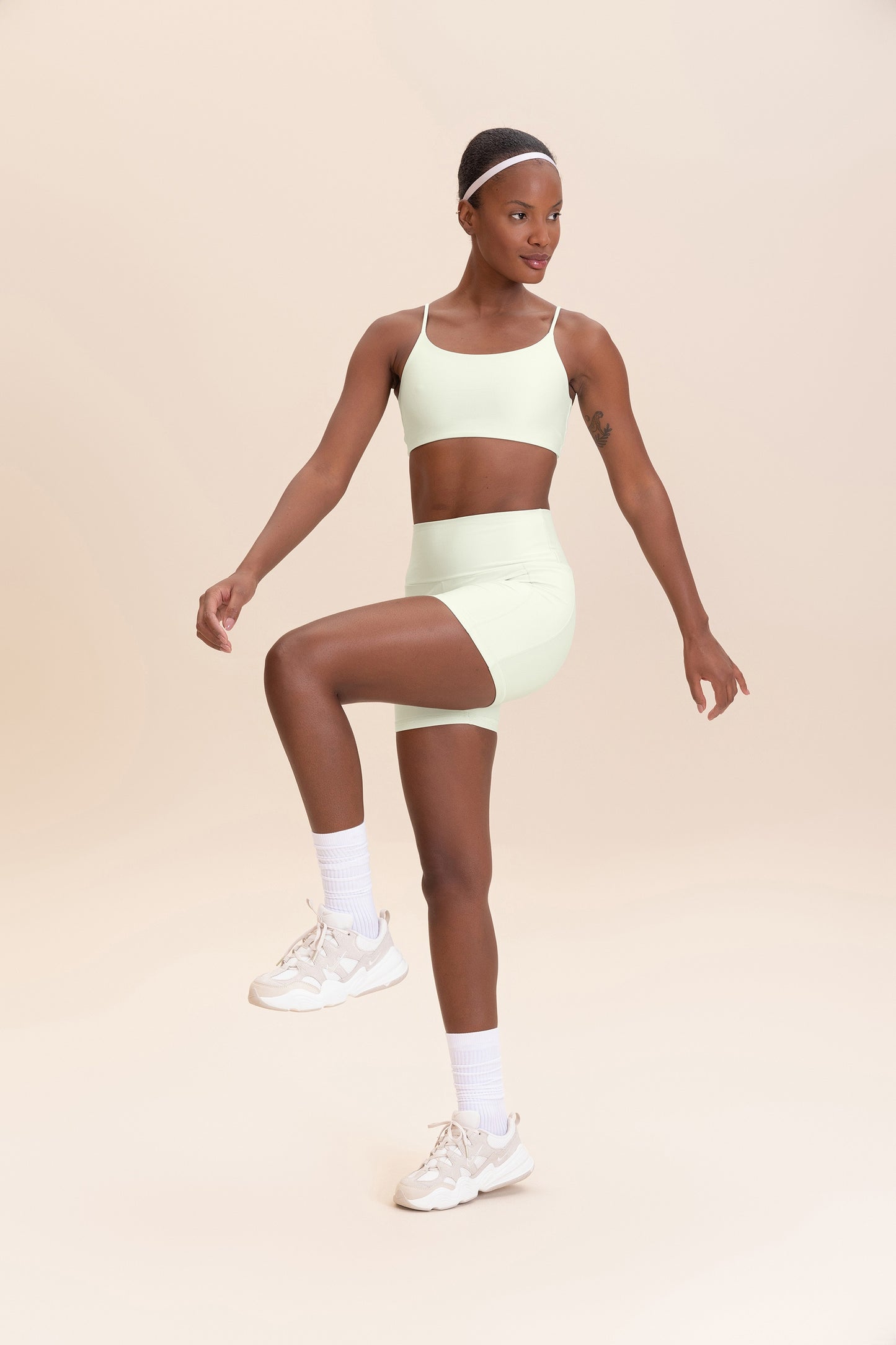 Allure® Adaptiv Curve Bra