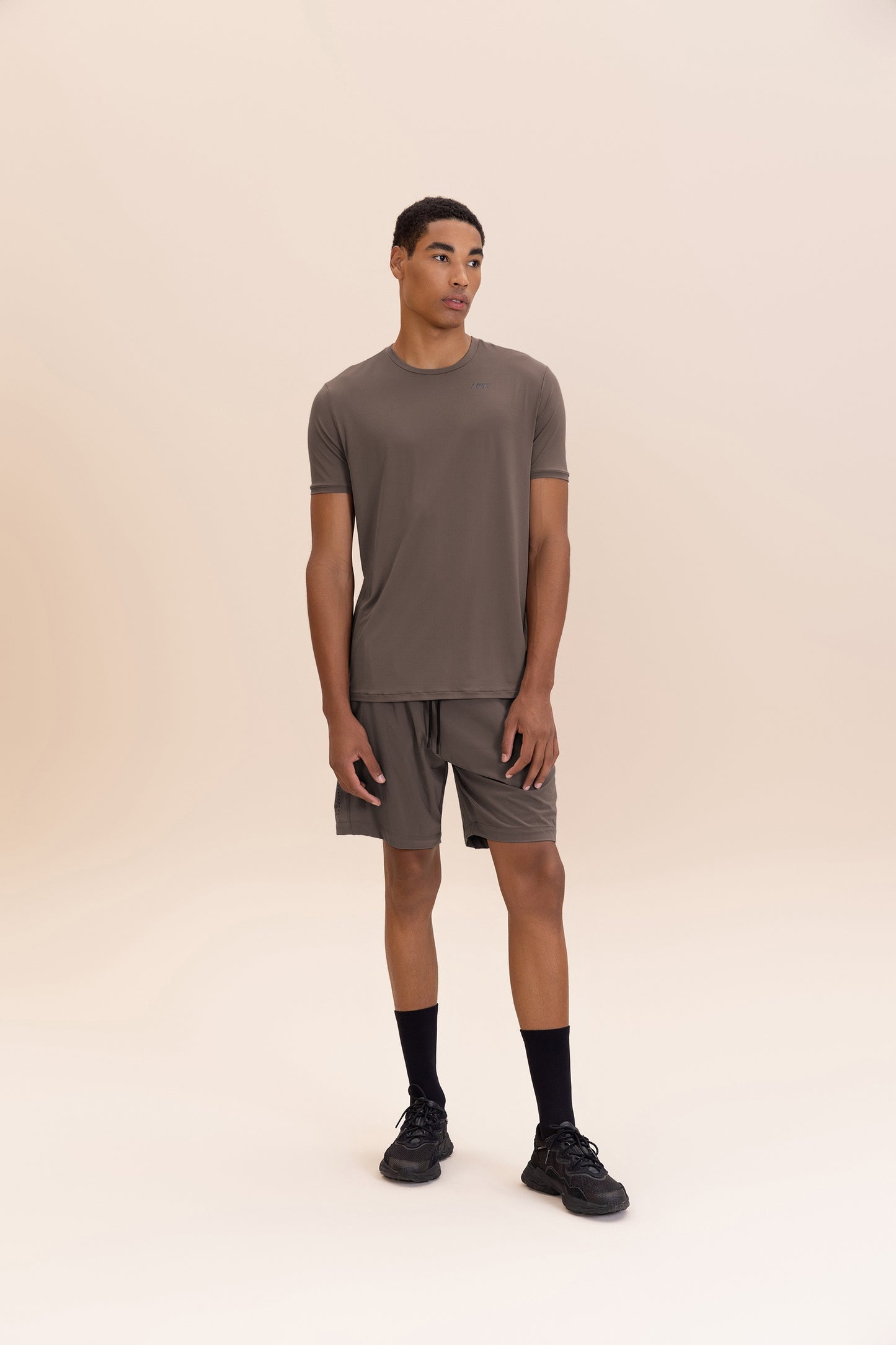Move 8" Dryside Shorts Men