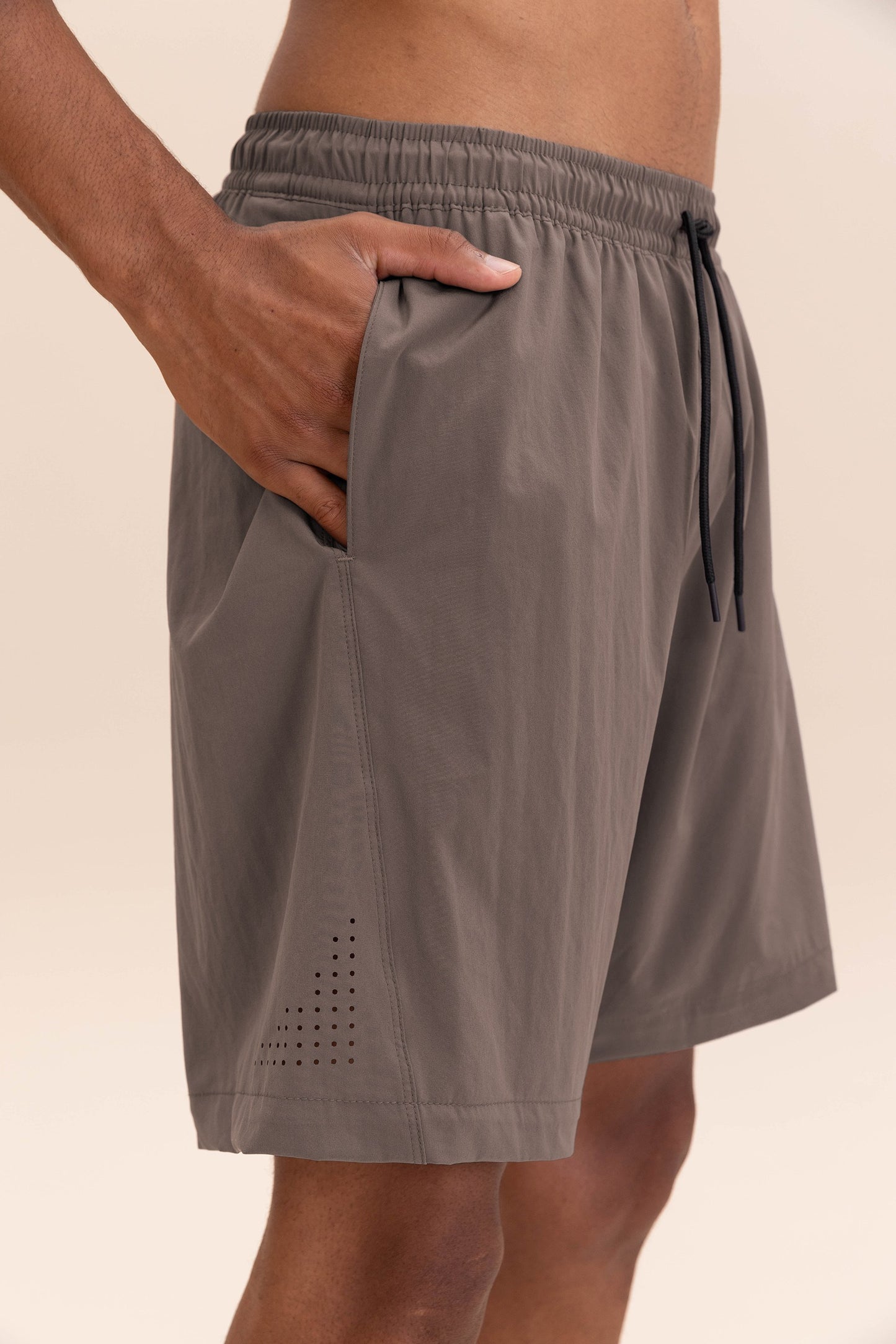 Move 8" Dryside Shorts Men
