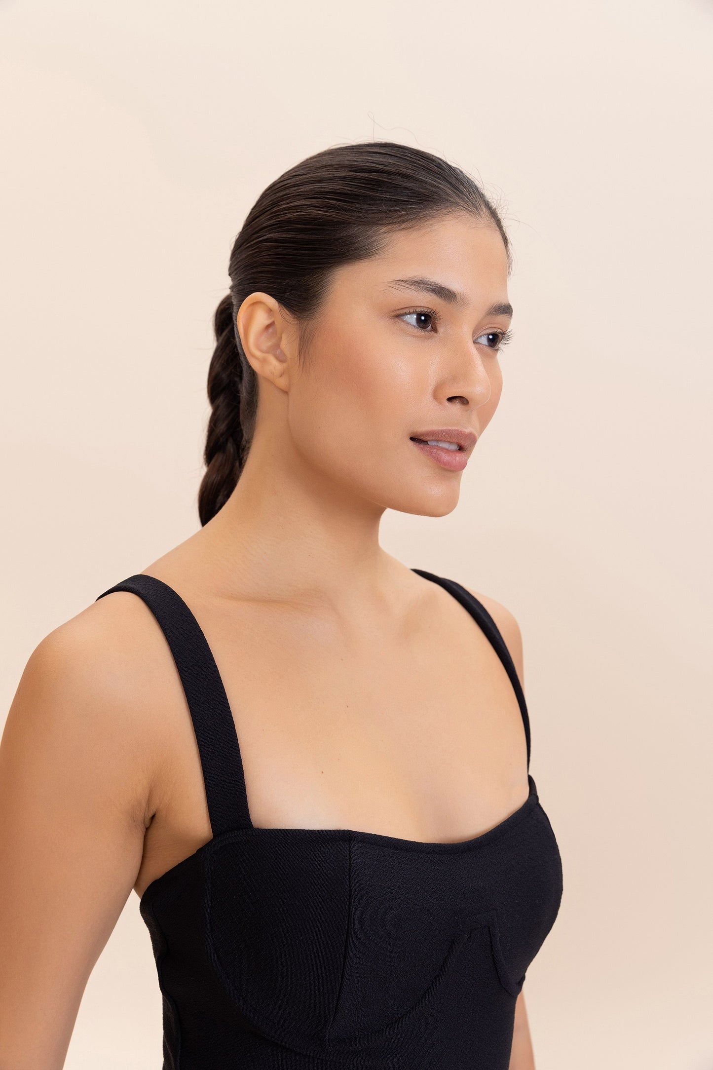 Wavy Slim Delta Wing One-Piece Swimsuit