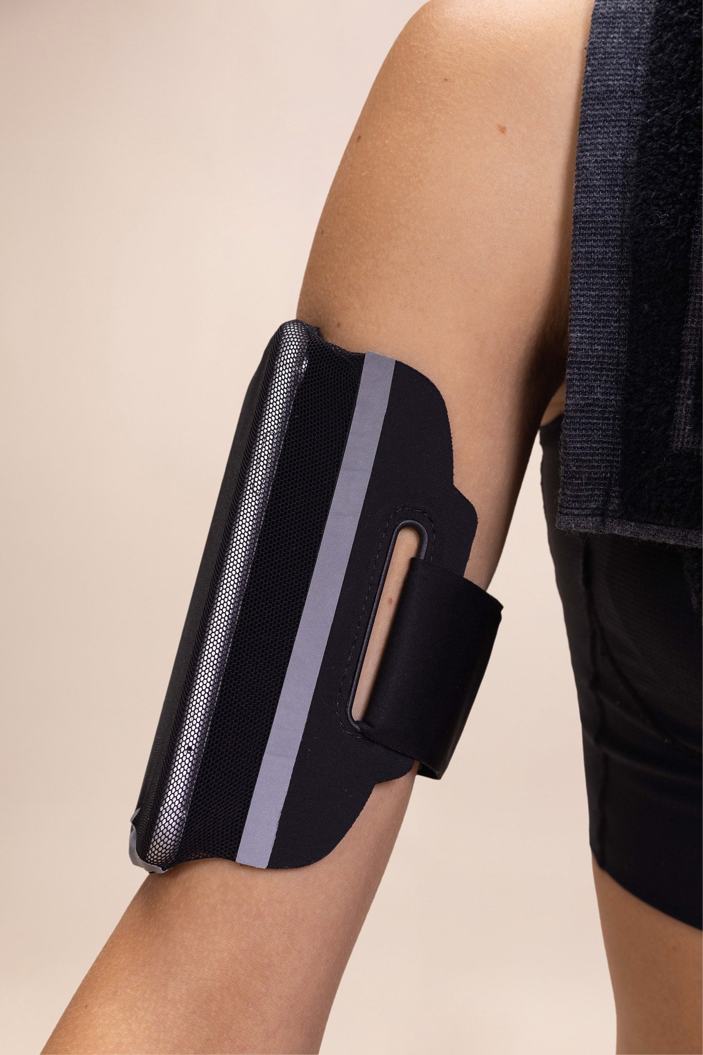 Faster Mobile Holder