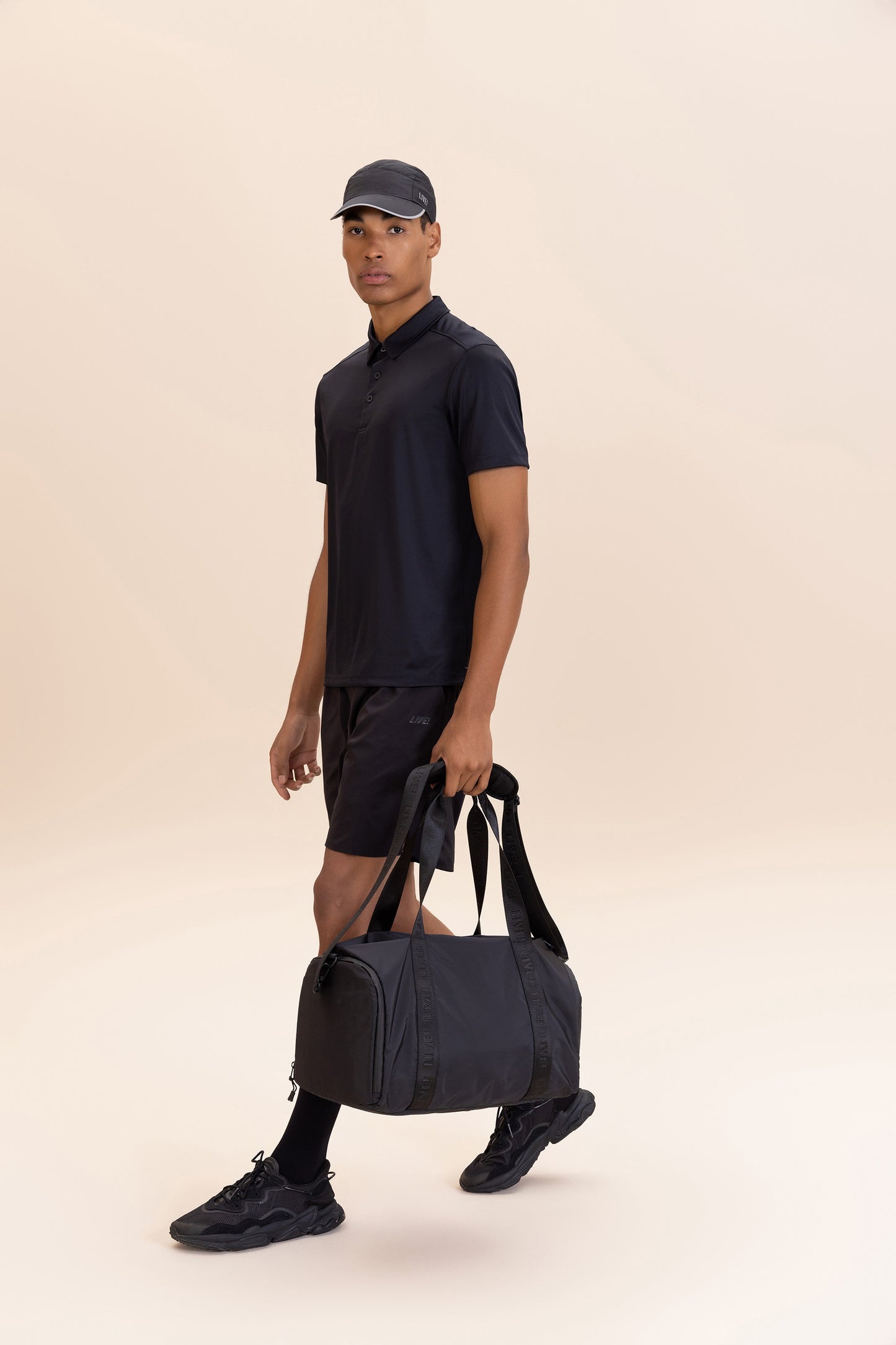 Move 8" Nylon Tech Shorts Men