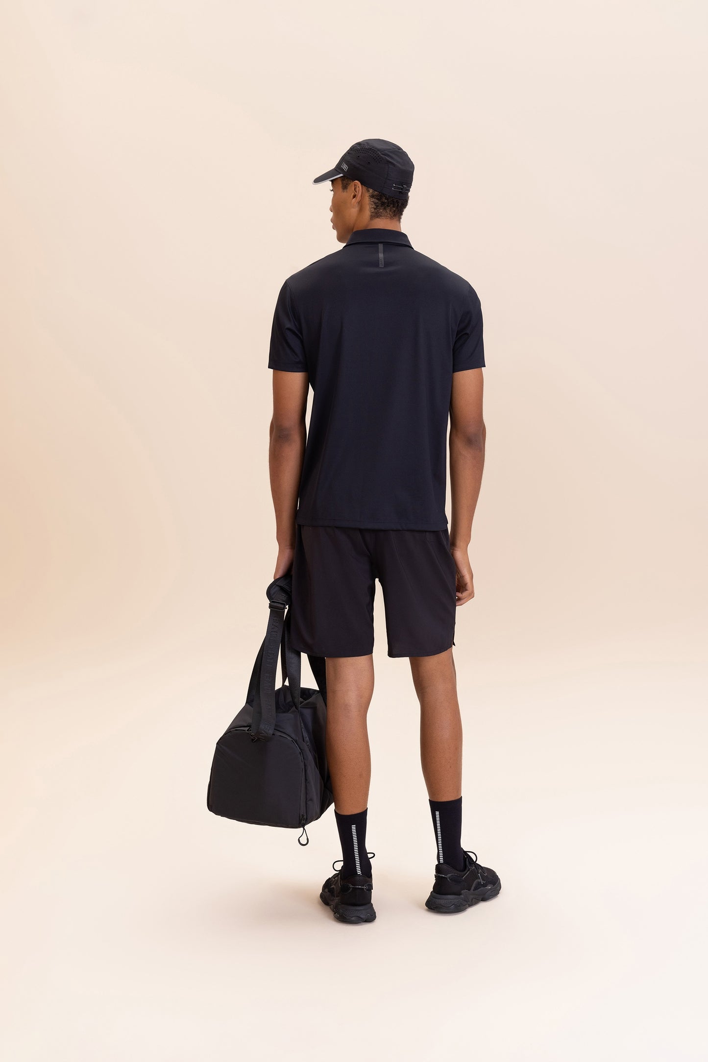 Move 8" Nylon Tech Shorts Men