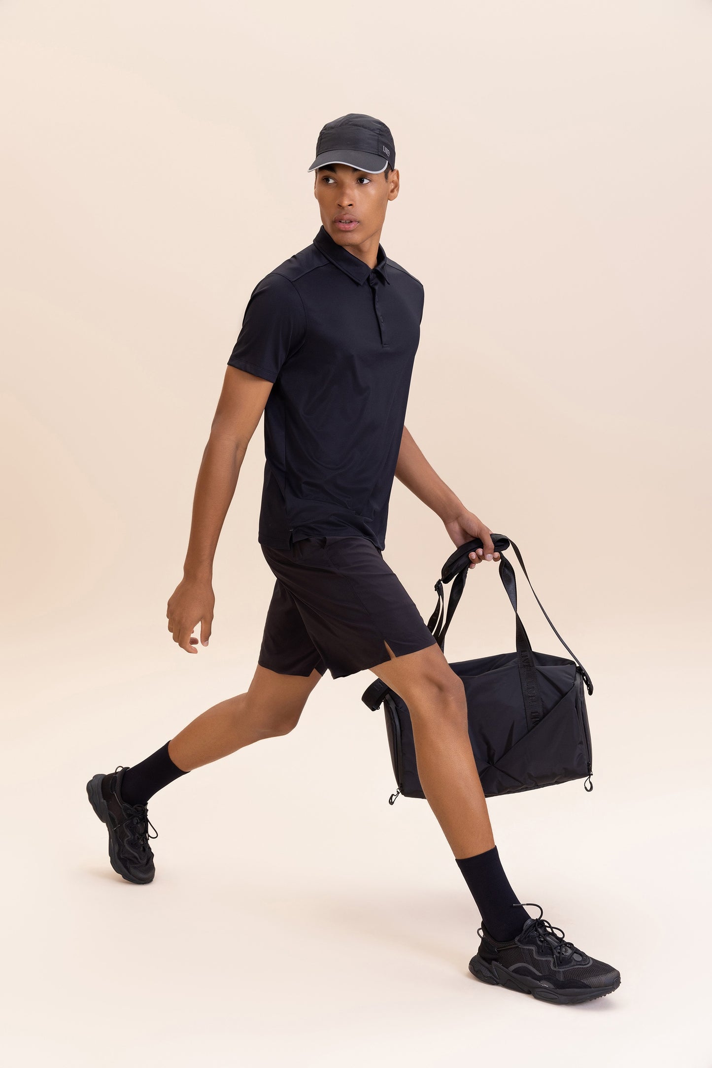 Move 8" Nylon Tech Shorts Men