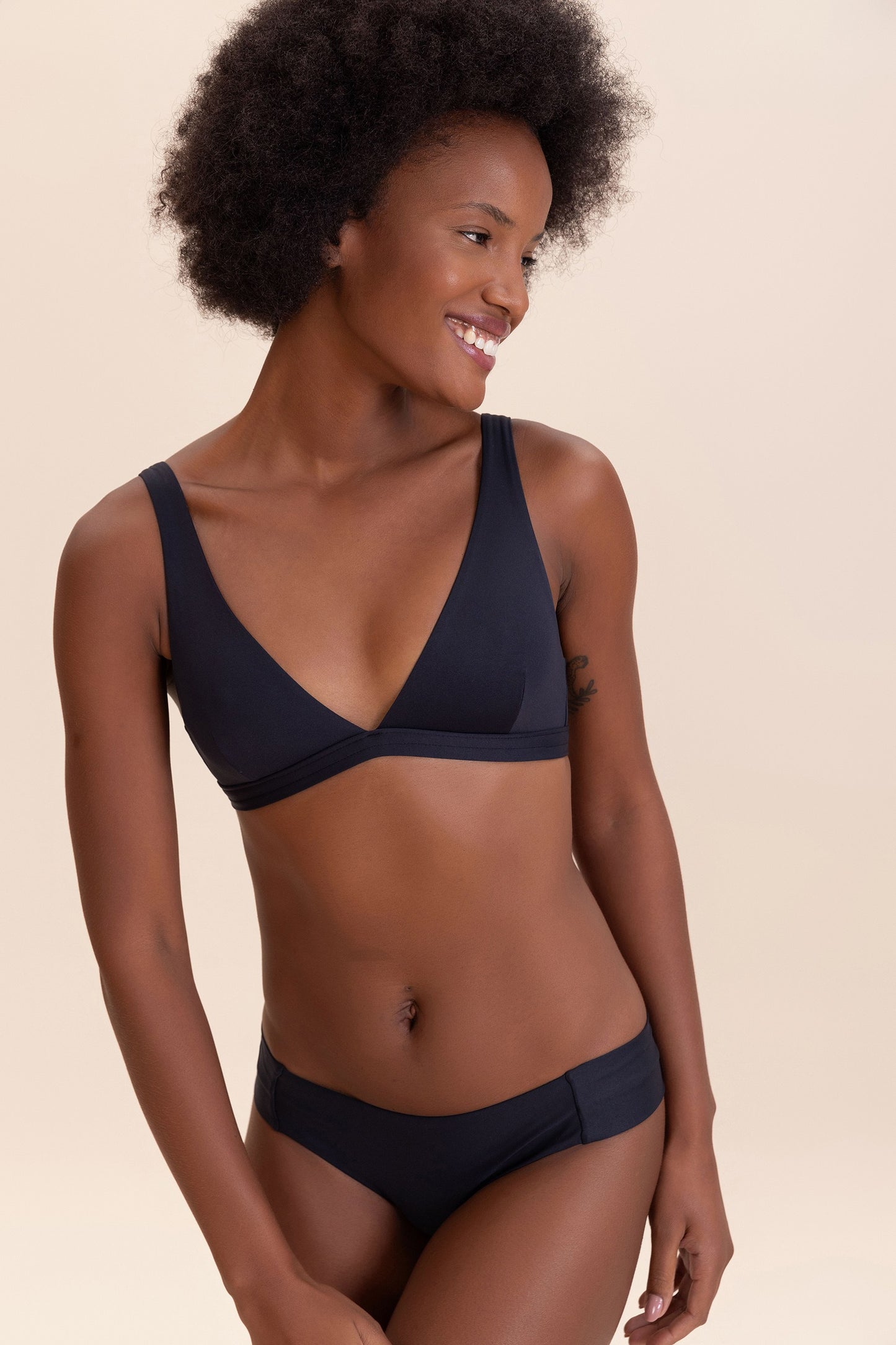 Sense® V Bikini Top