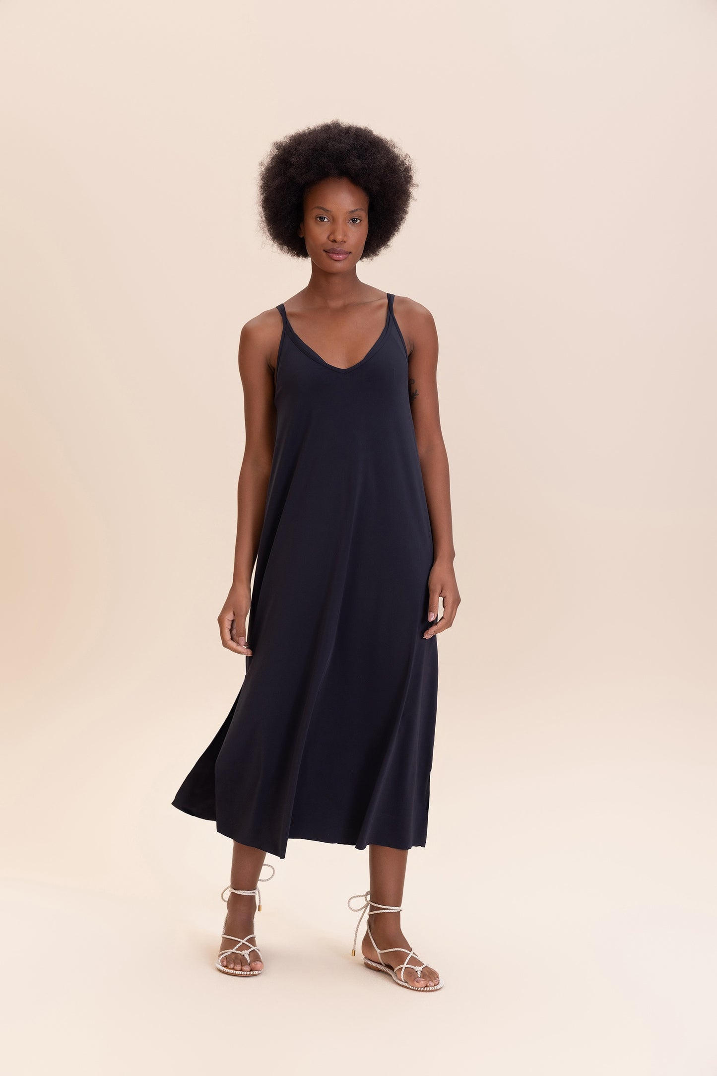 V Long Wide Dress