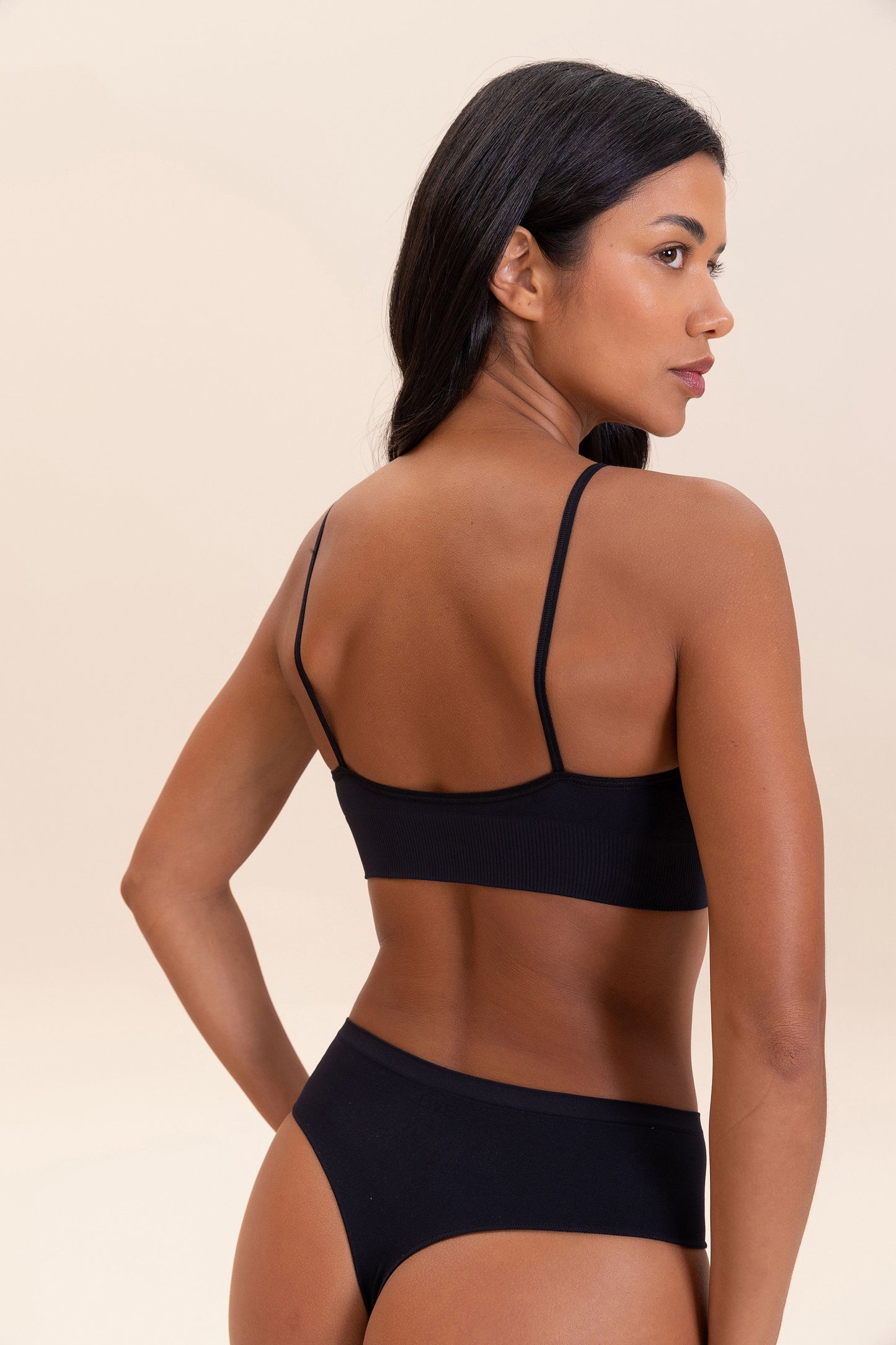 Seamless Mid Thong