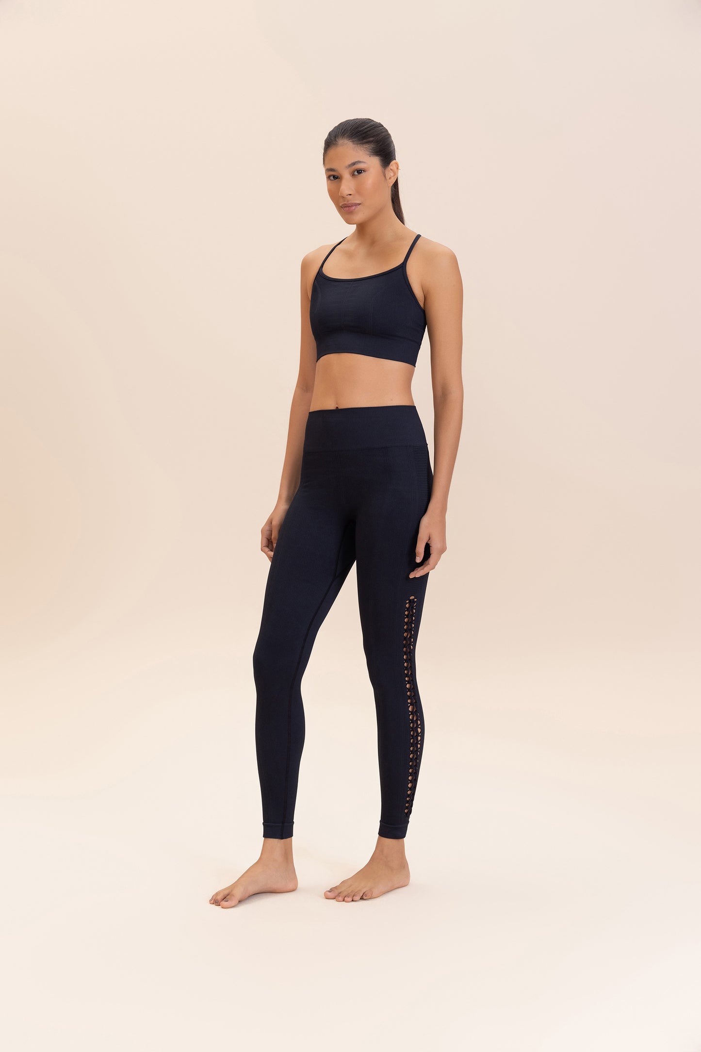Explore Seamless Sports Bra