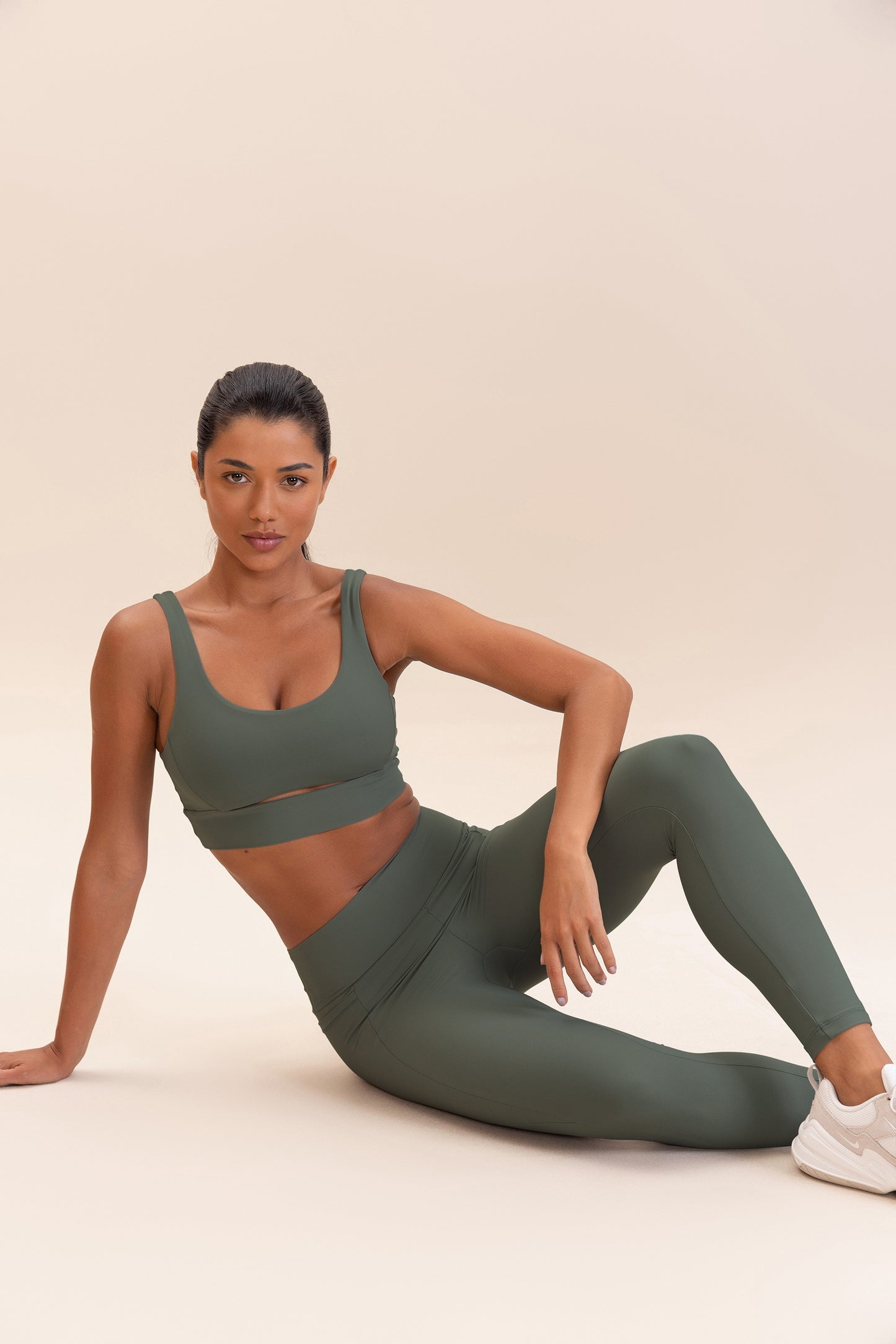 Cut Out Fit Green® Bra
