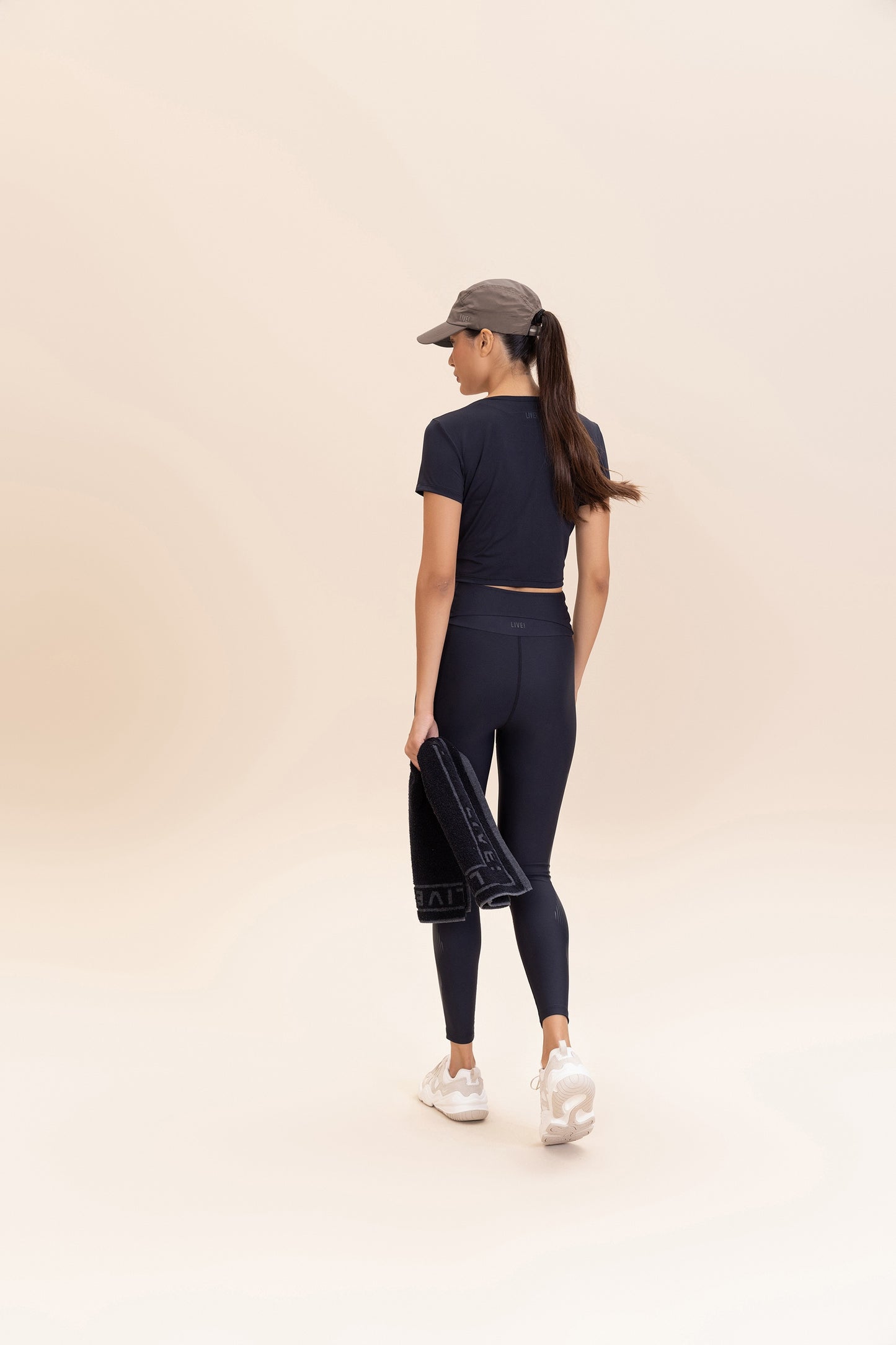 Twist Action® Top