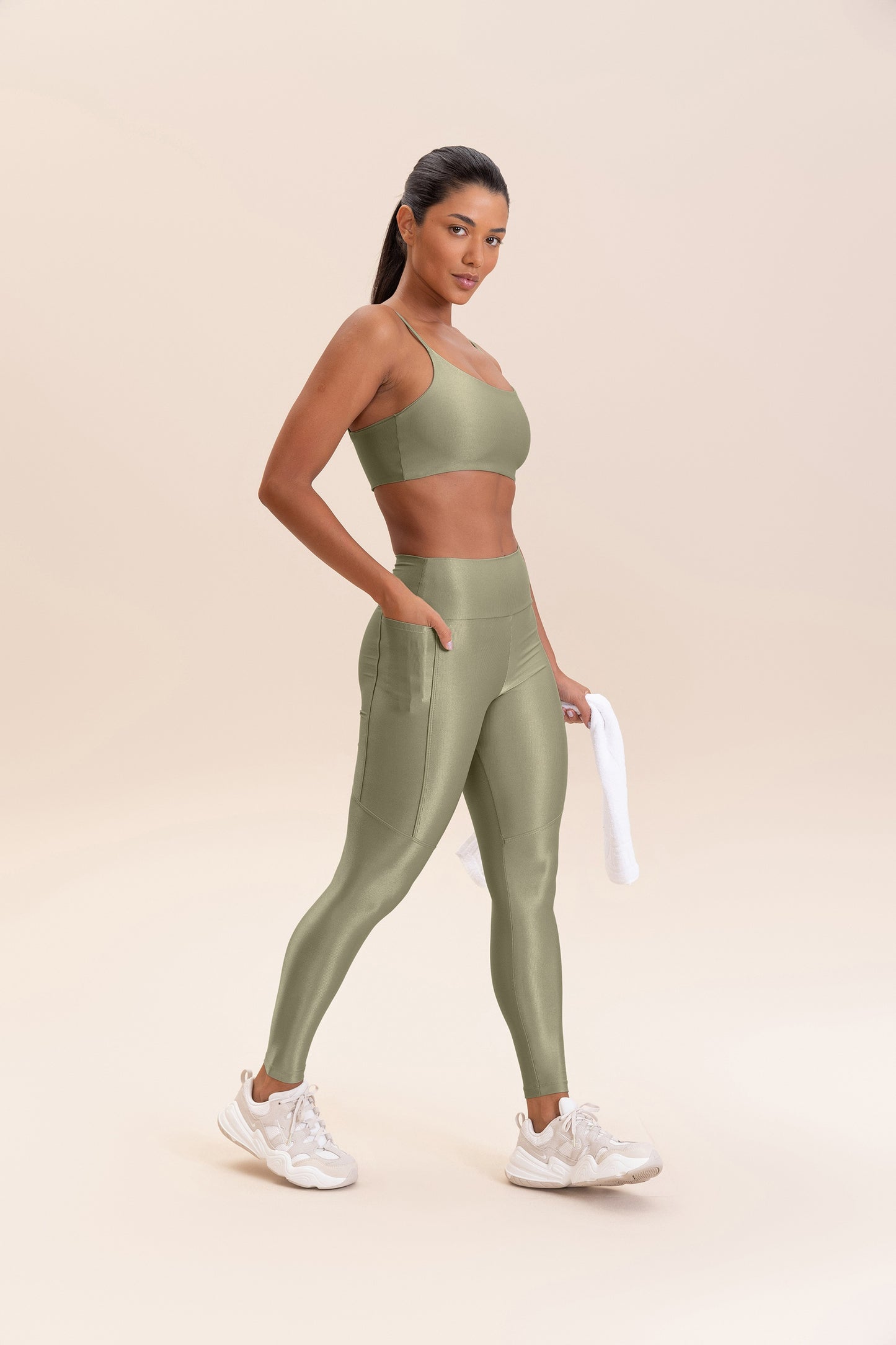 Allure® Adaptiv Curve Bra