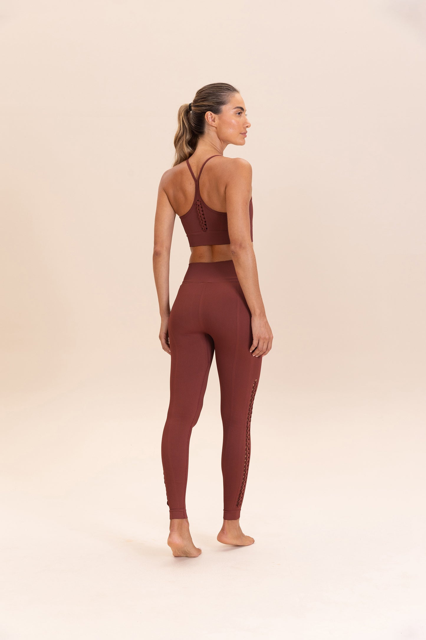 Explore Seamless Leggings